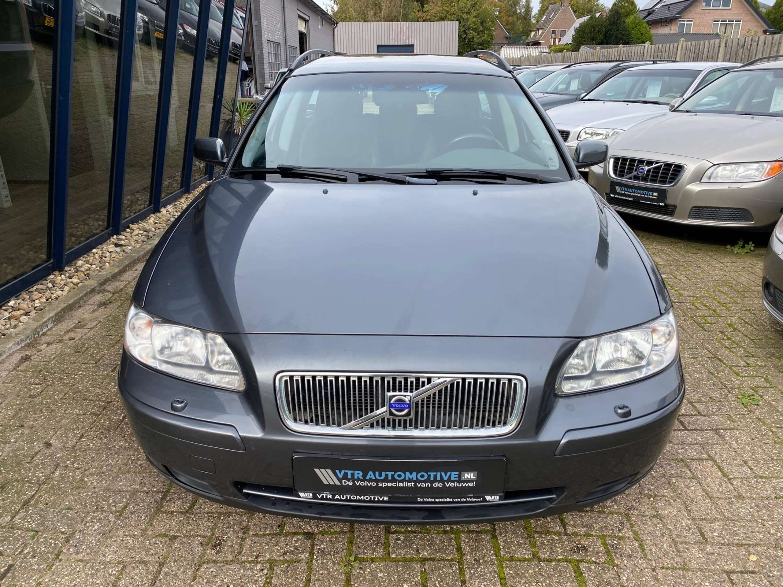 Volvo - V70