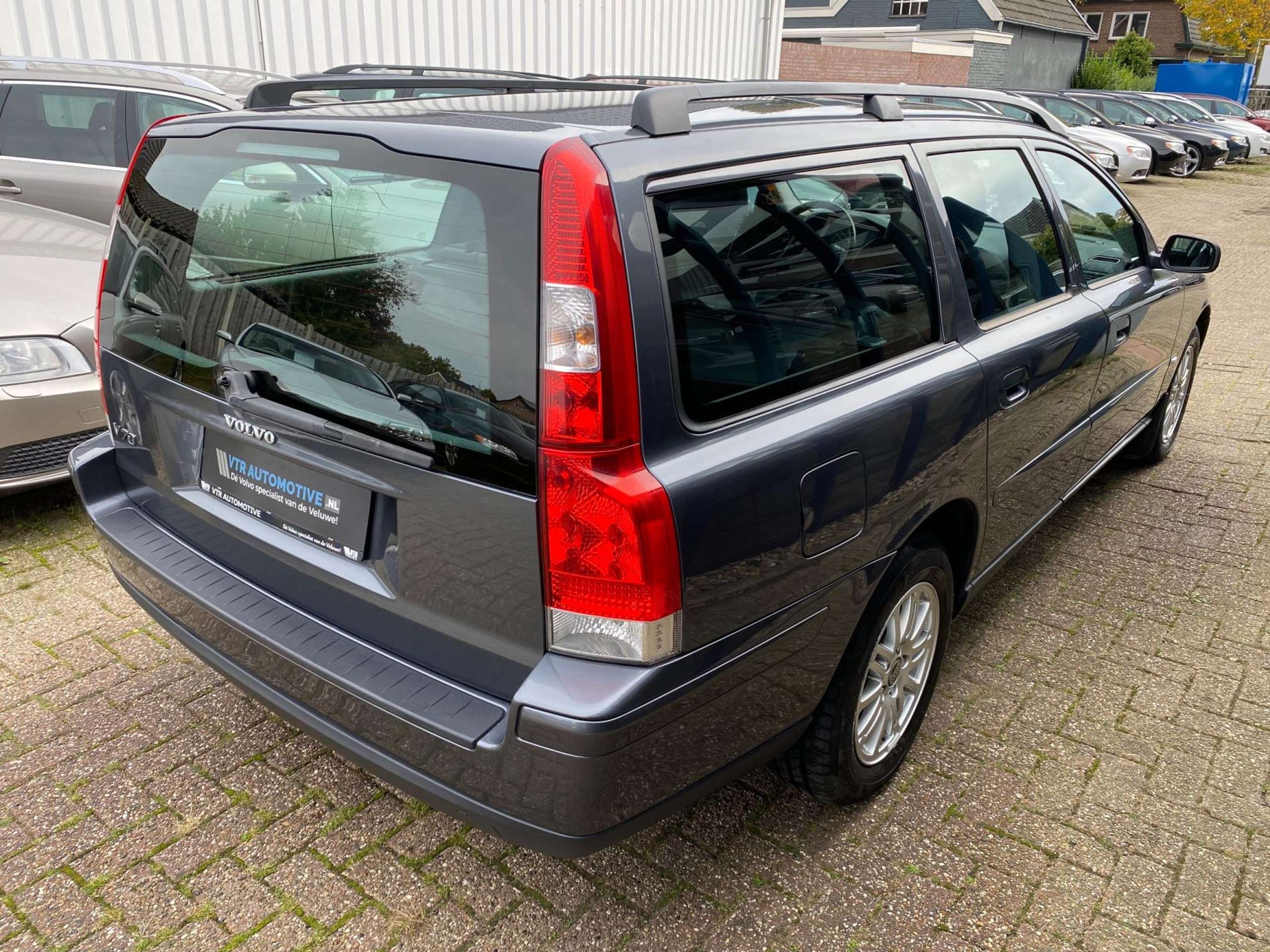 Volvo - V70