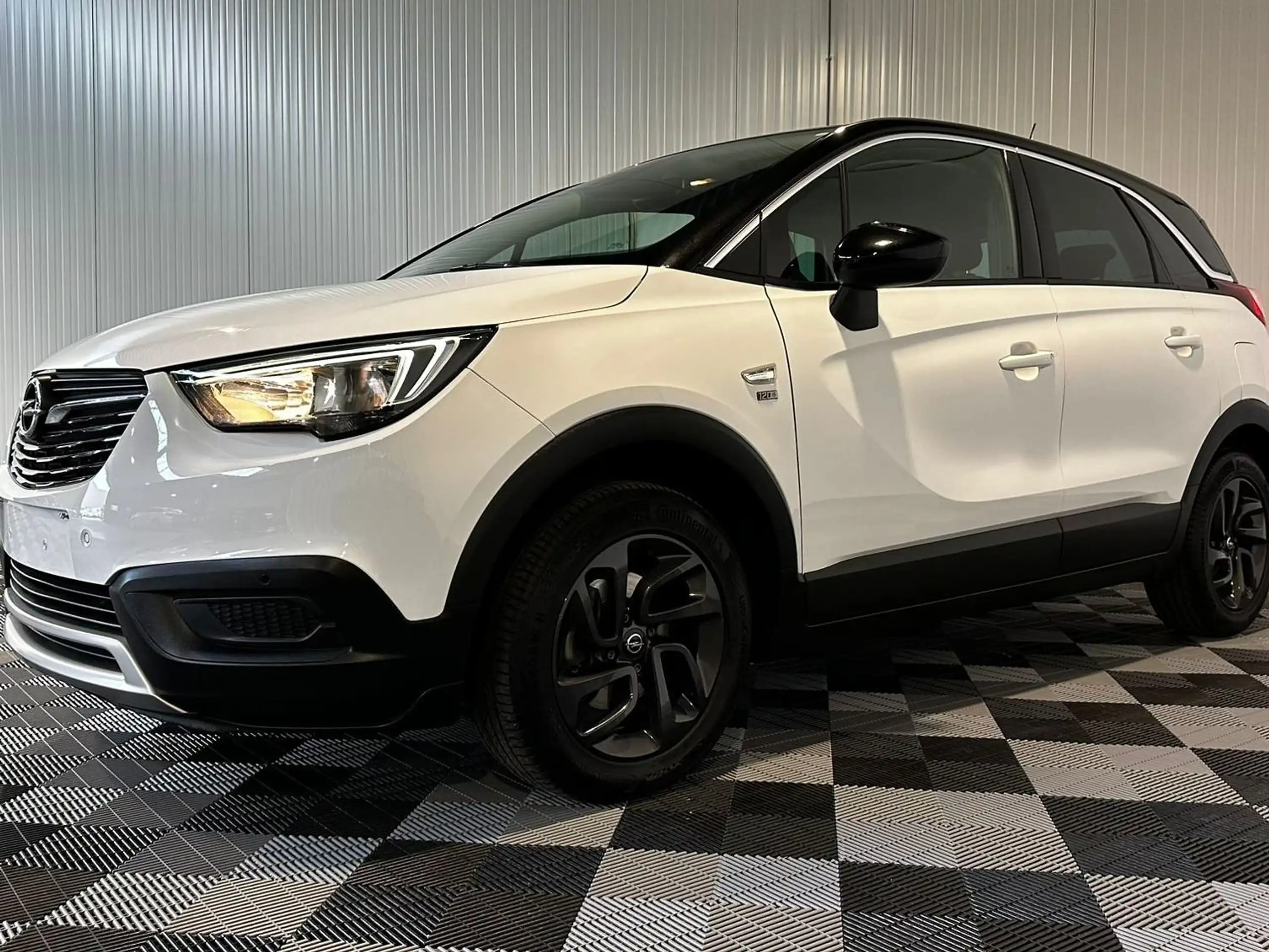 Opel - Crossland X