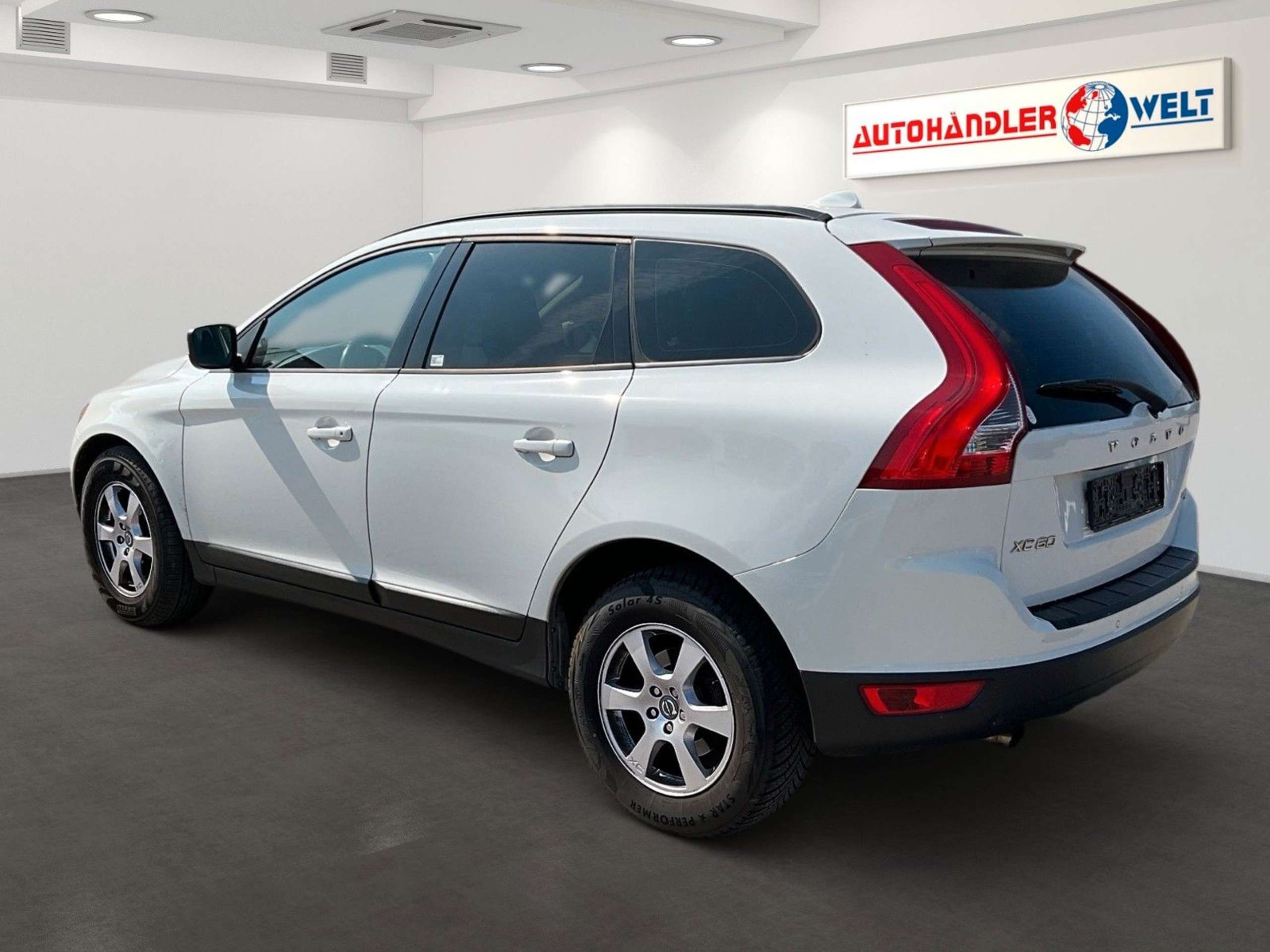 Volvo - XC60