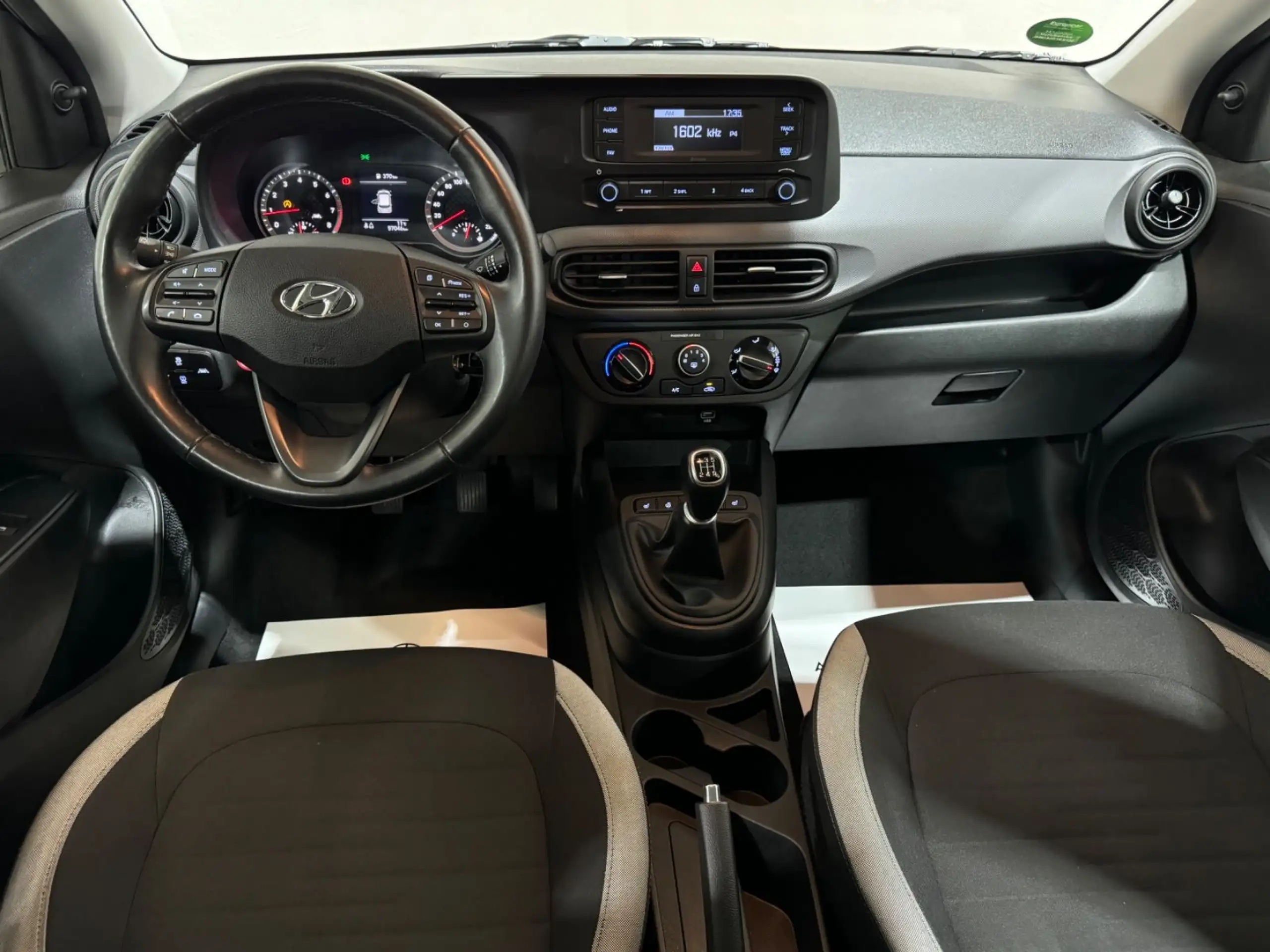 Hyundai - i10