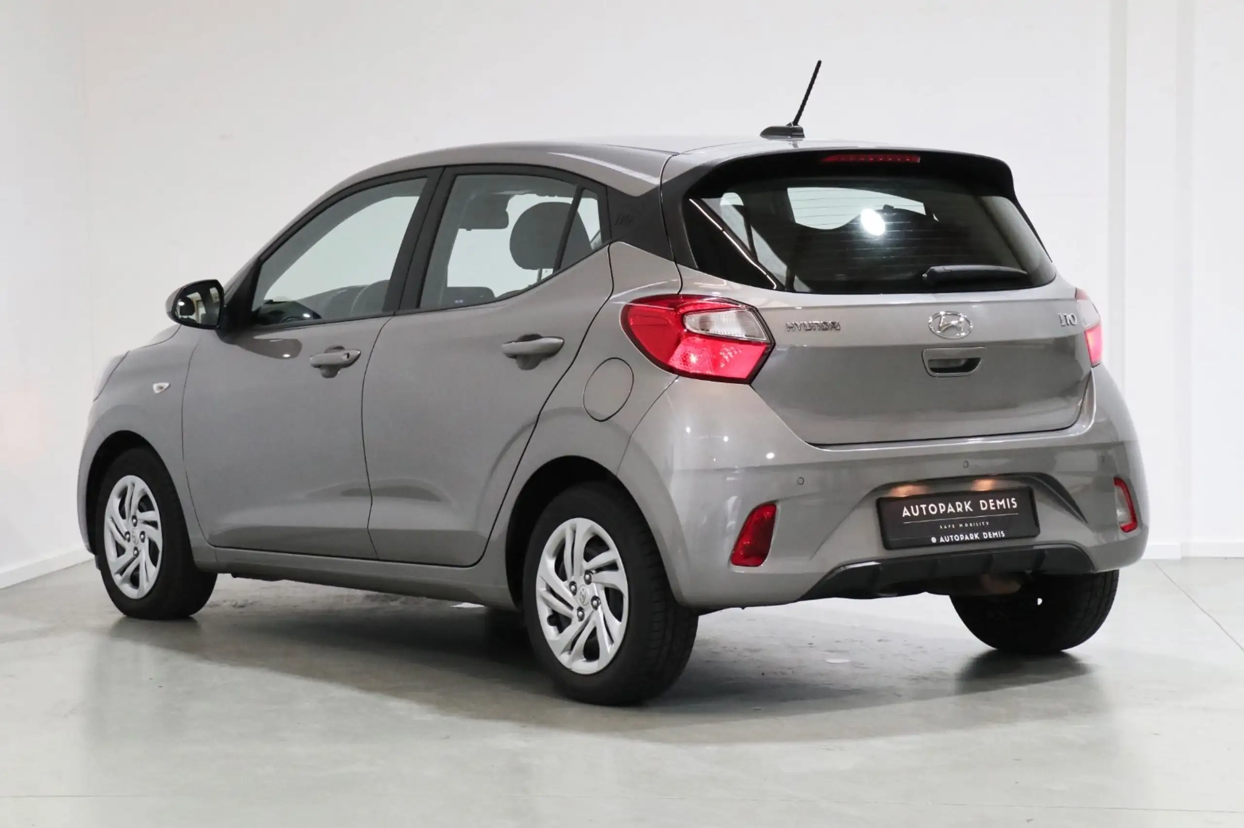 Hyundai - i10