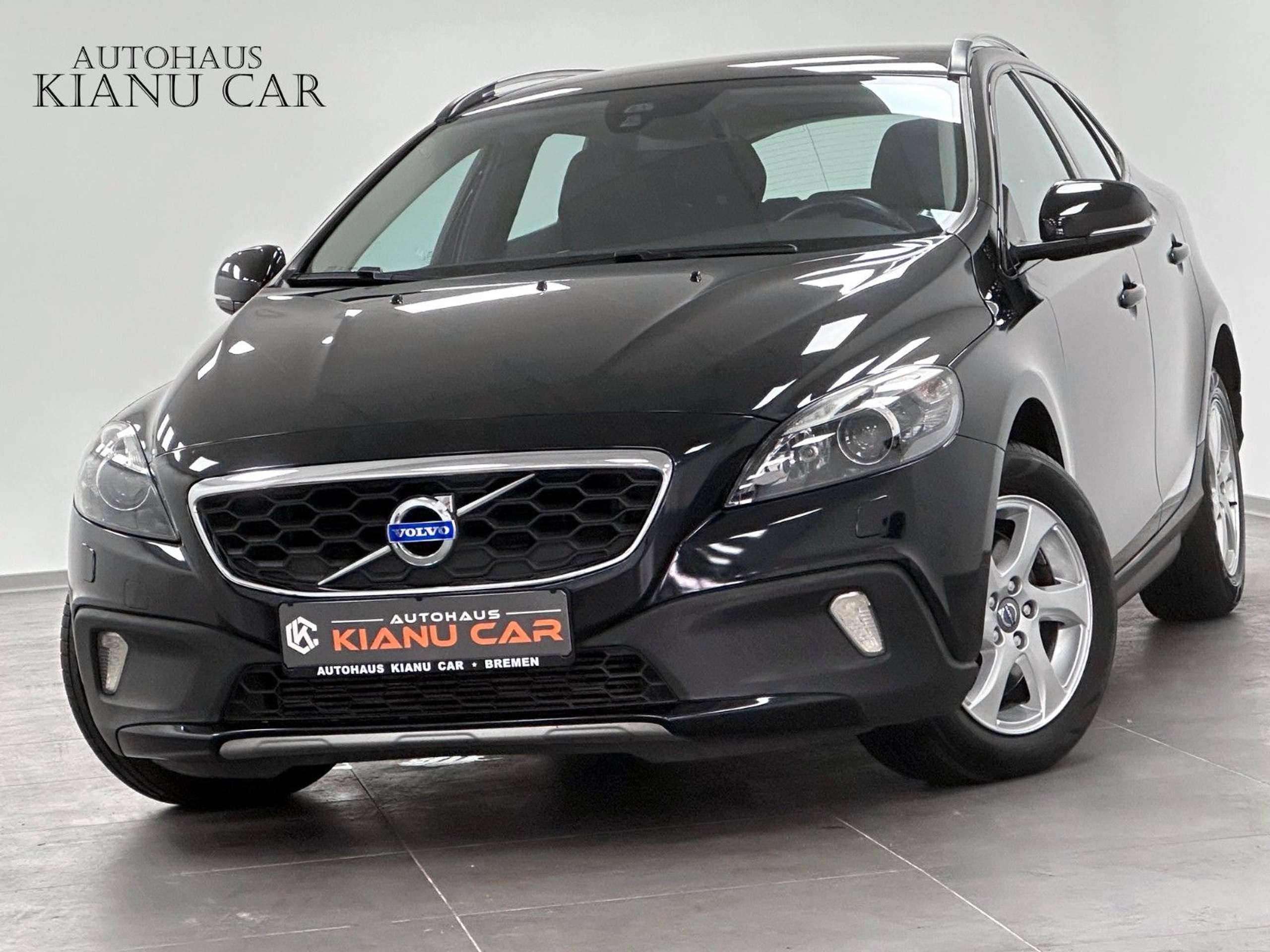 Volvo V40 Cross Country 2014