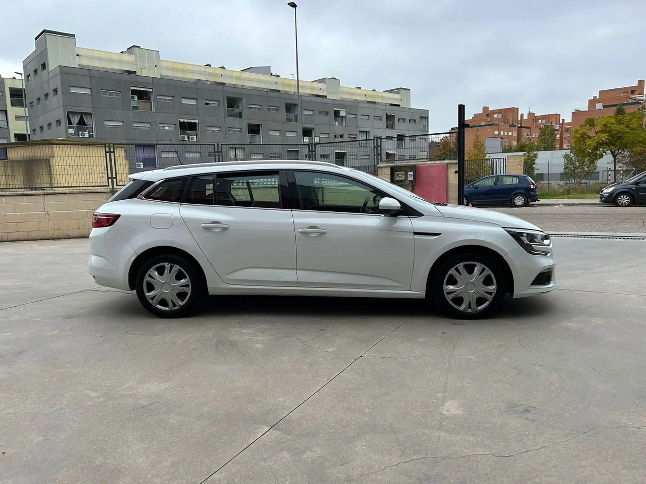 Renault - Megane