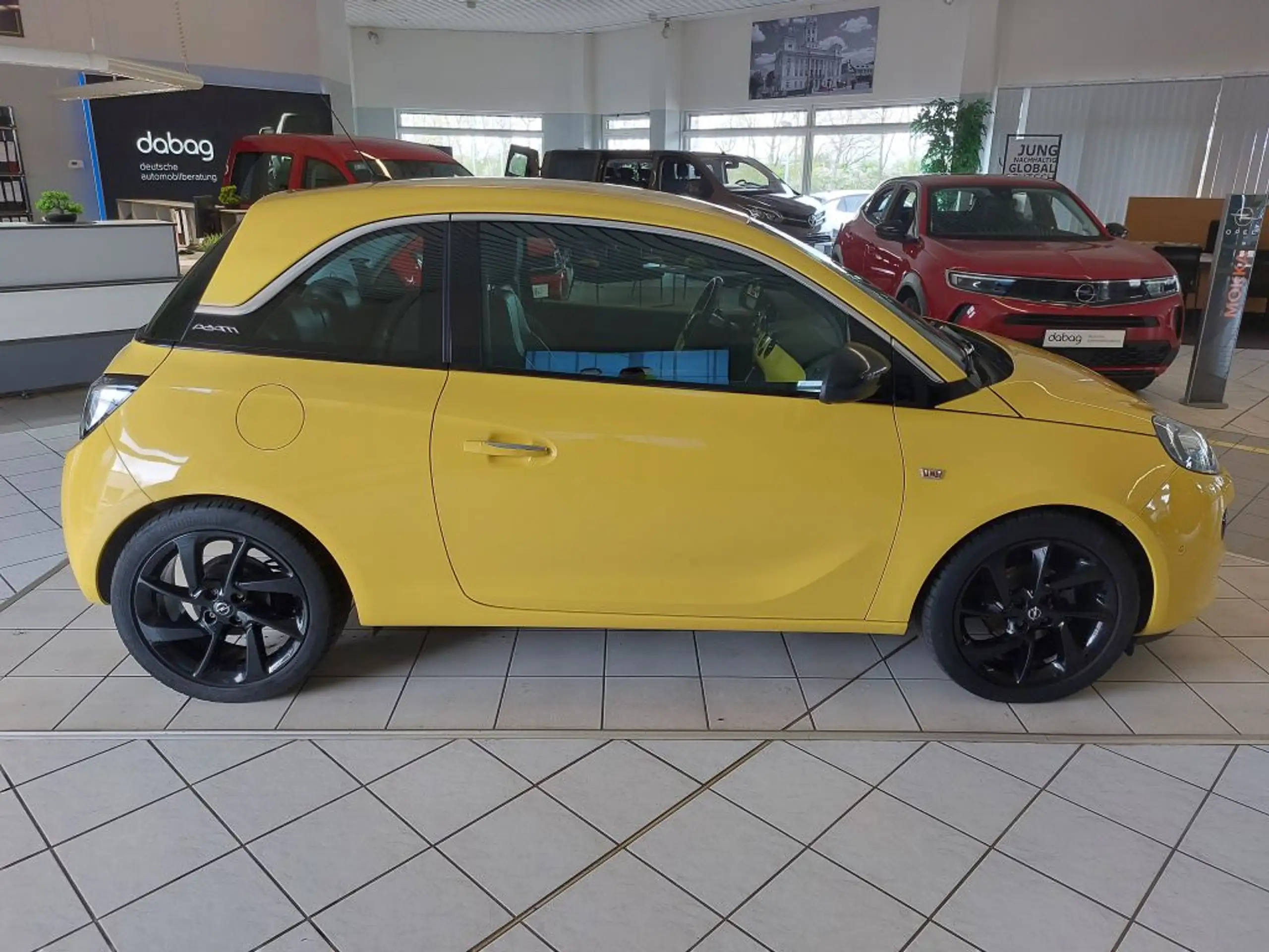 Opel - Adam