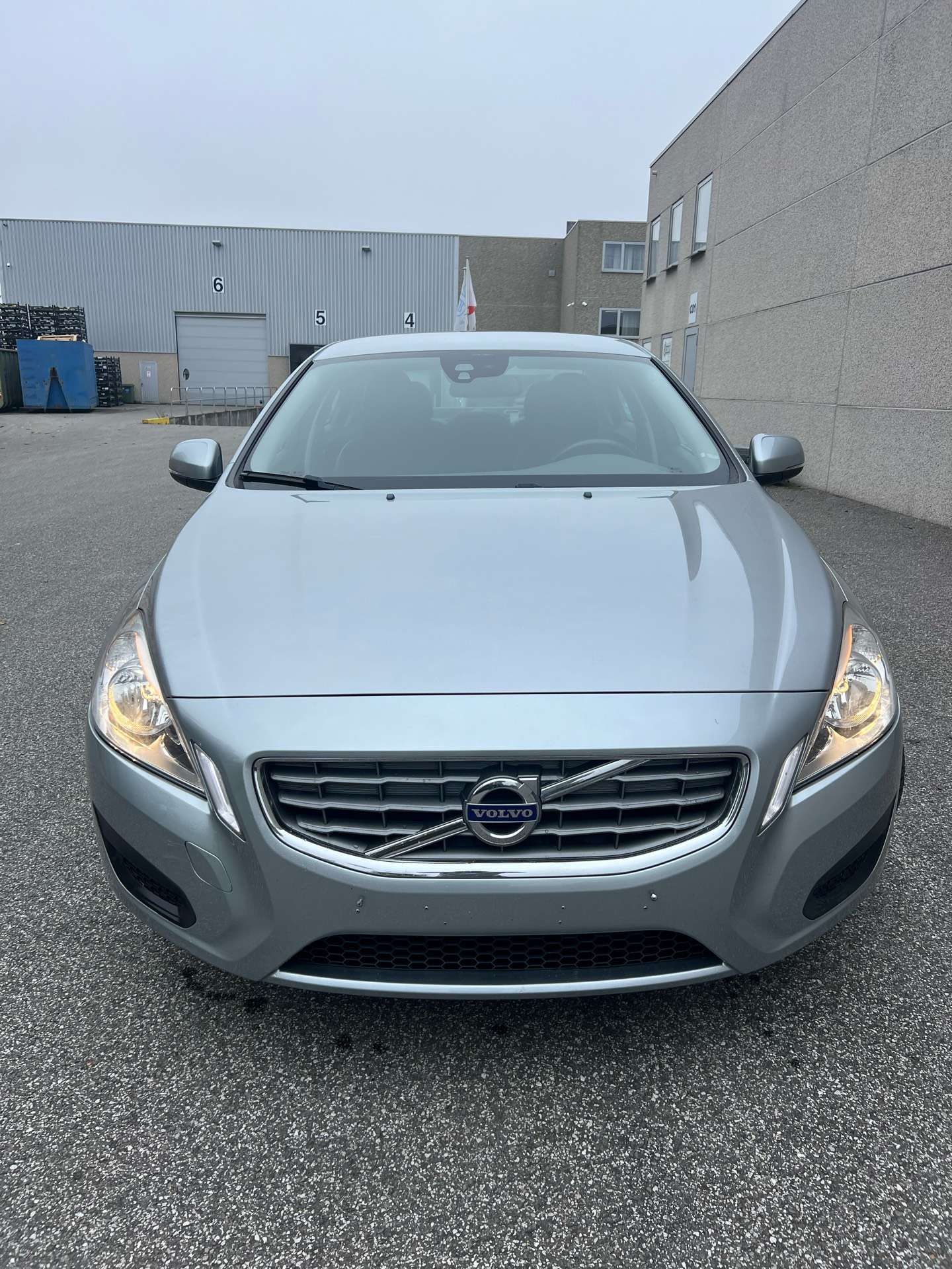 Volvo - S60