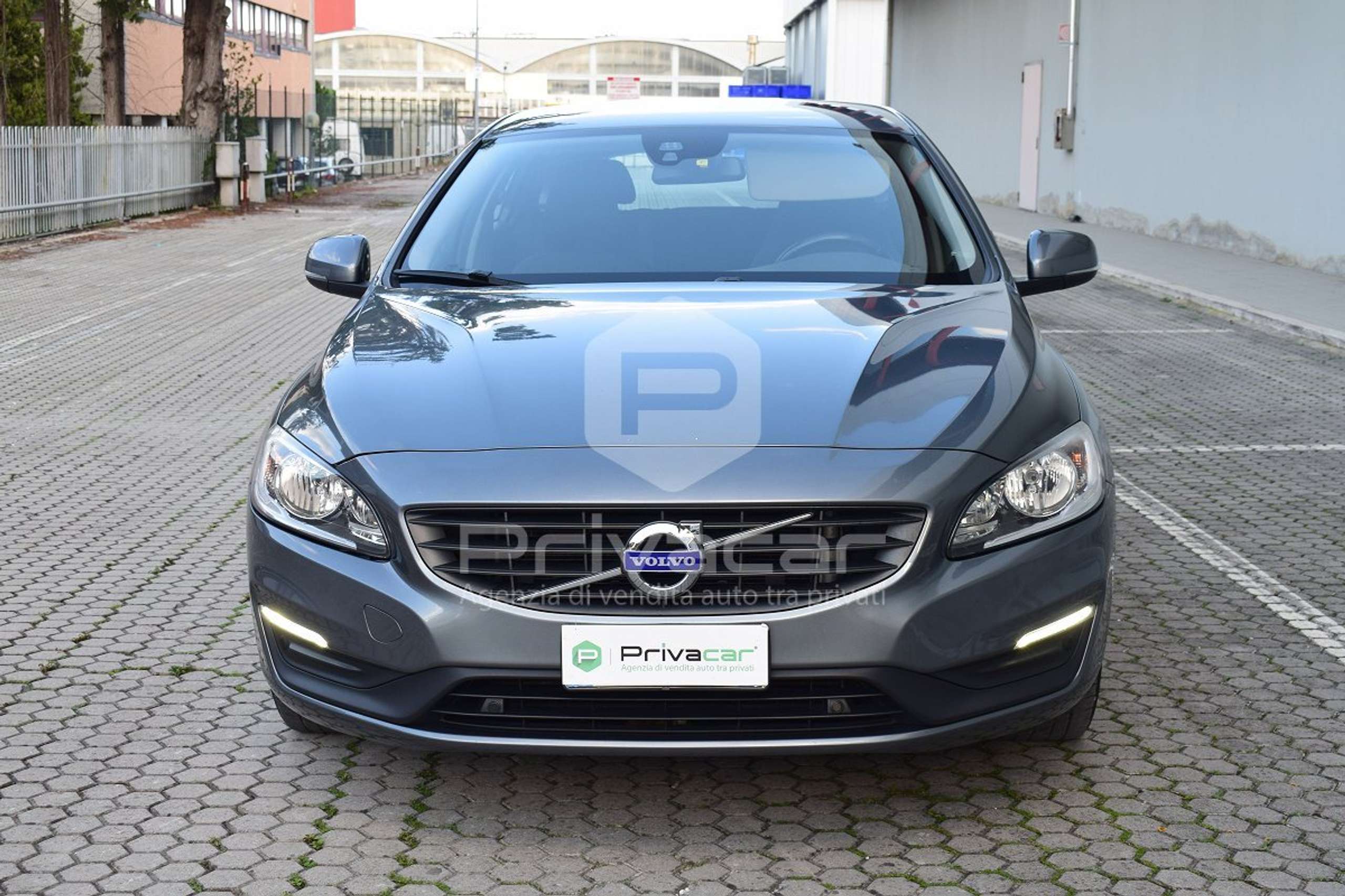 Volvo - V60