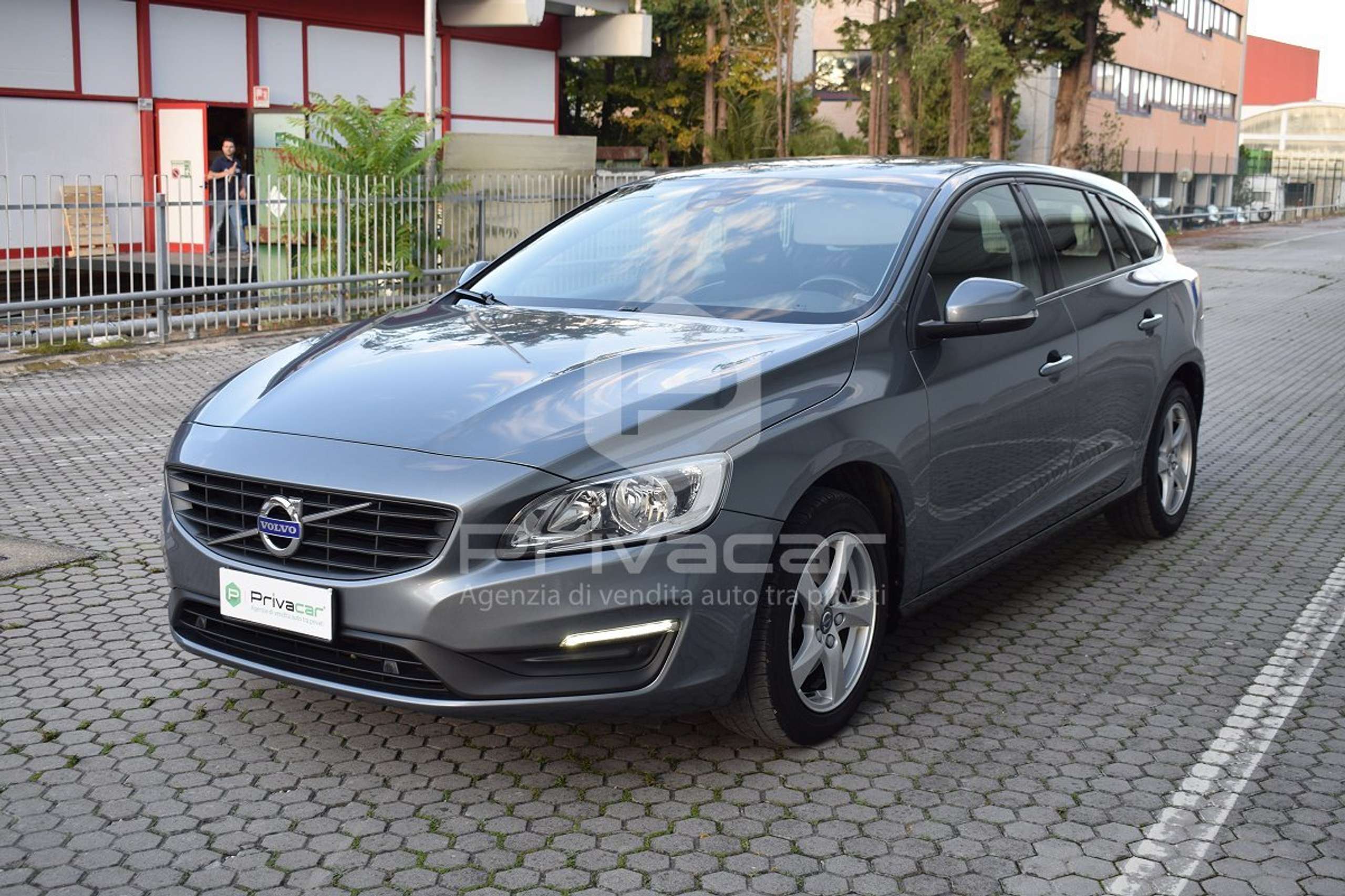 Volvo - V60