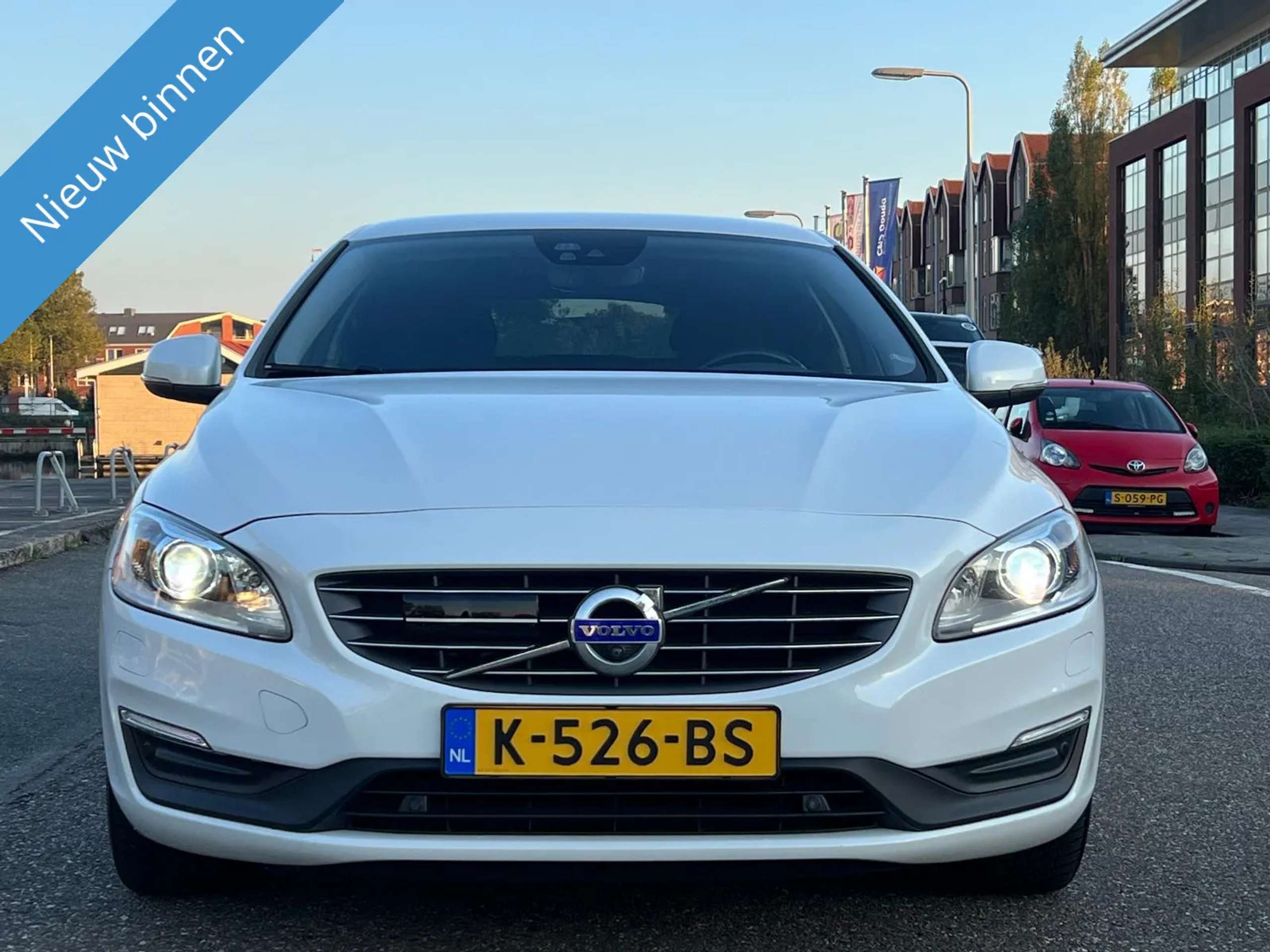 Volvo - V60