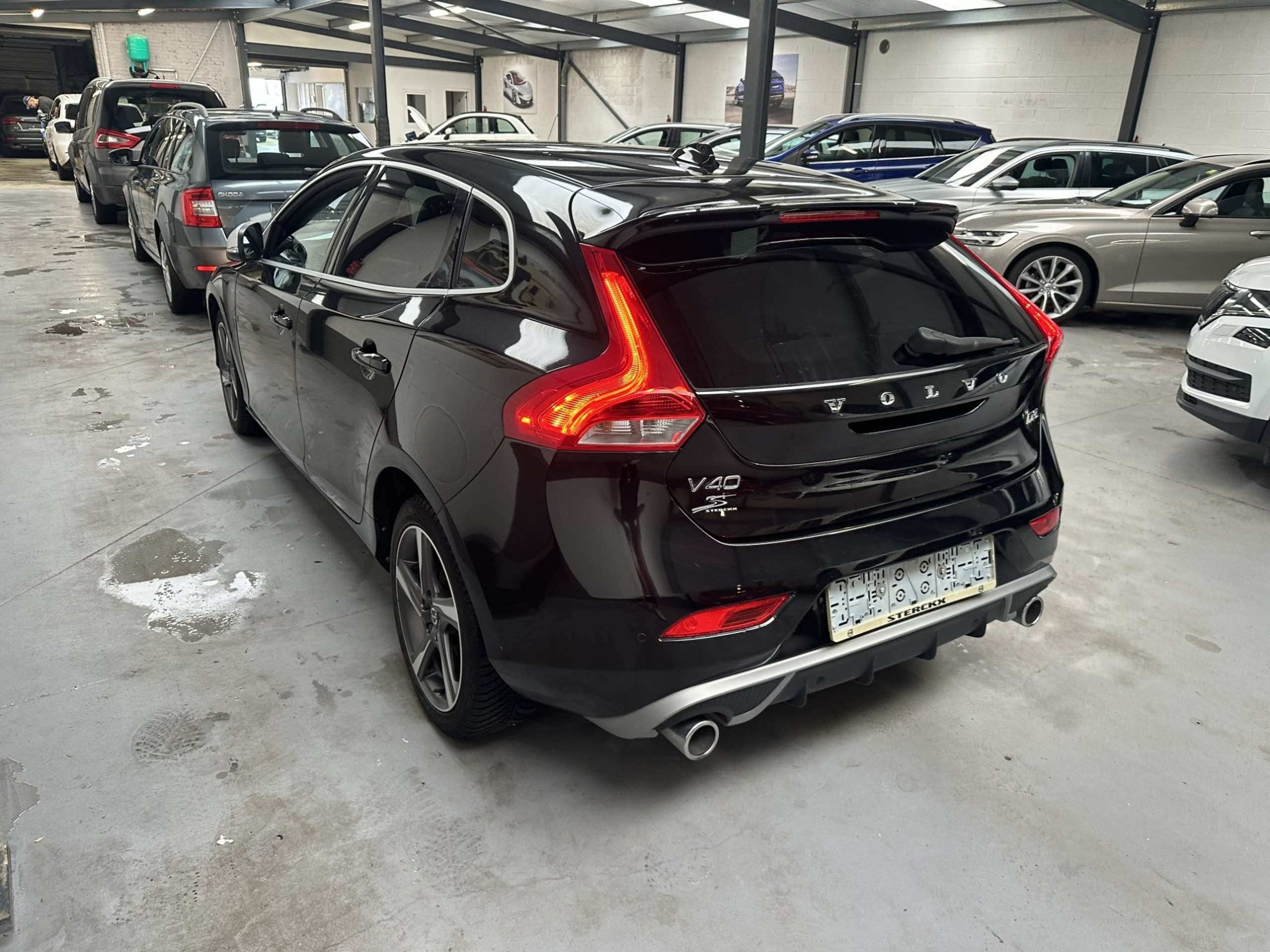 Volvo - V40