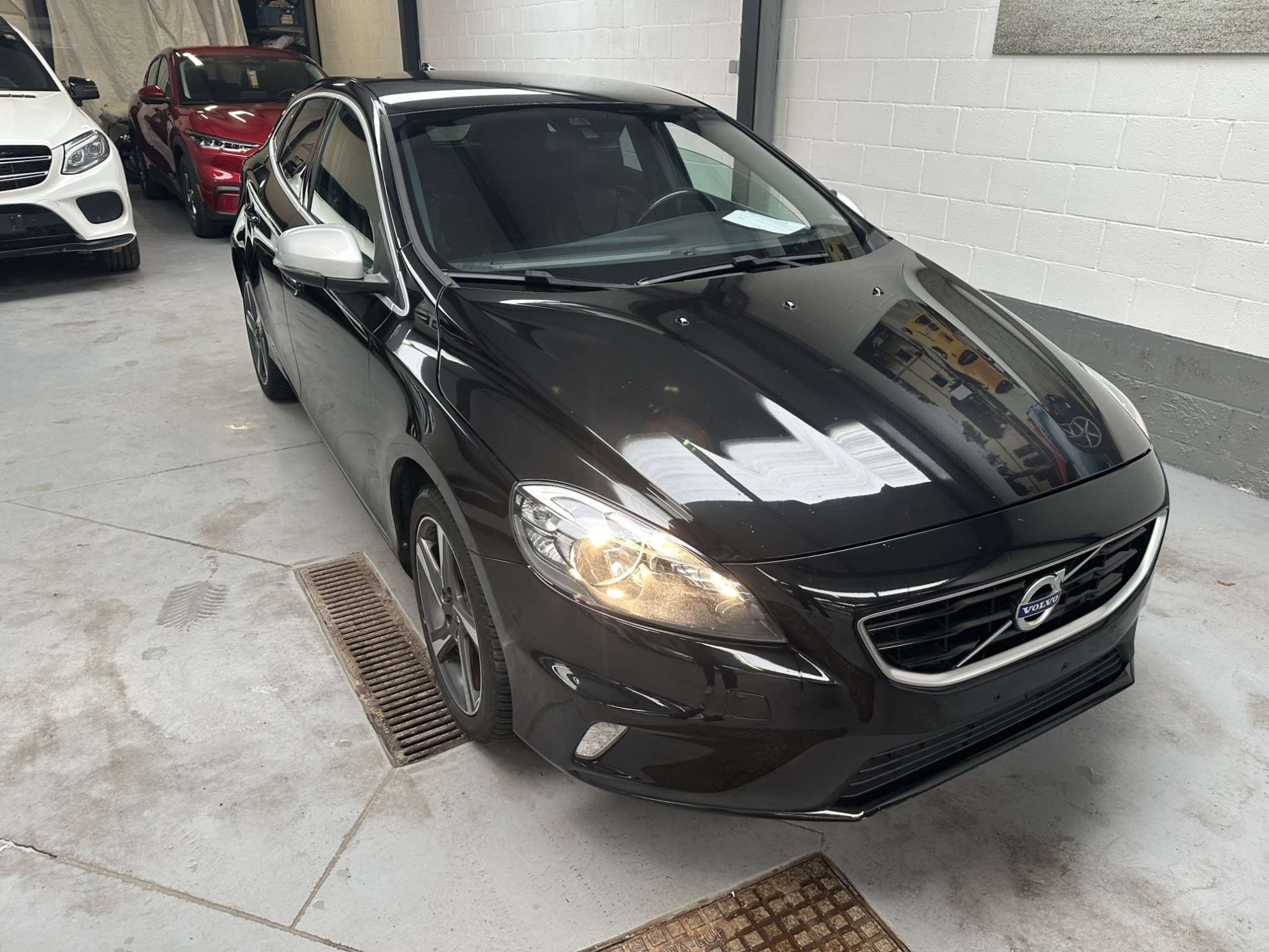 Volvo - V40