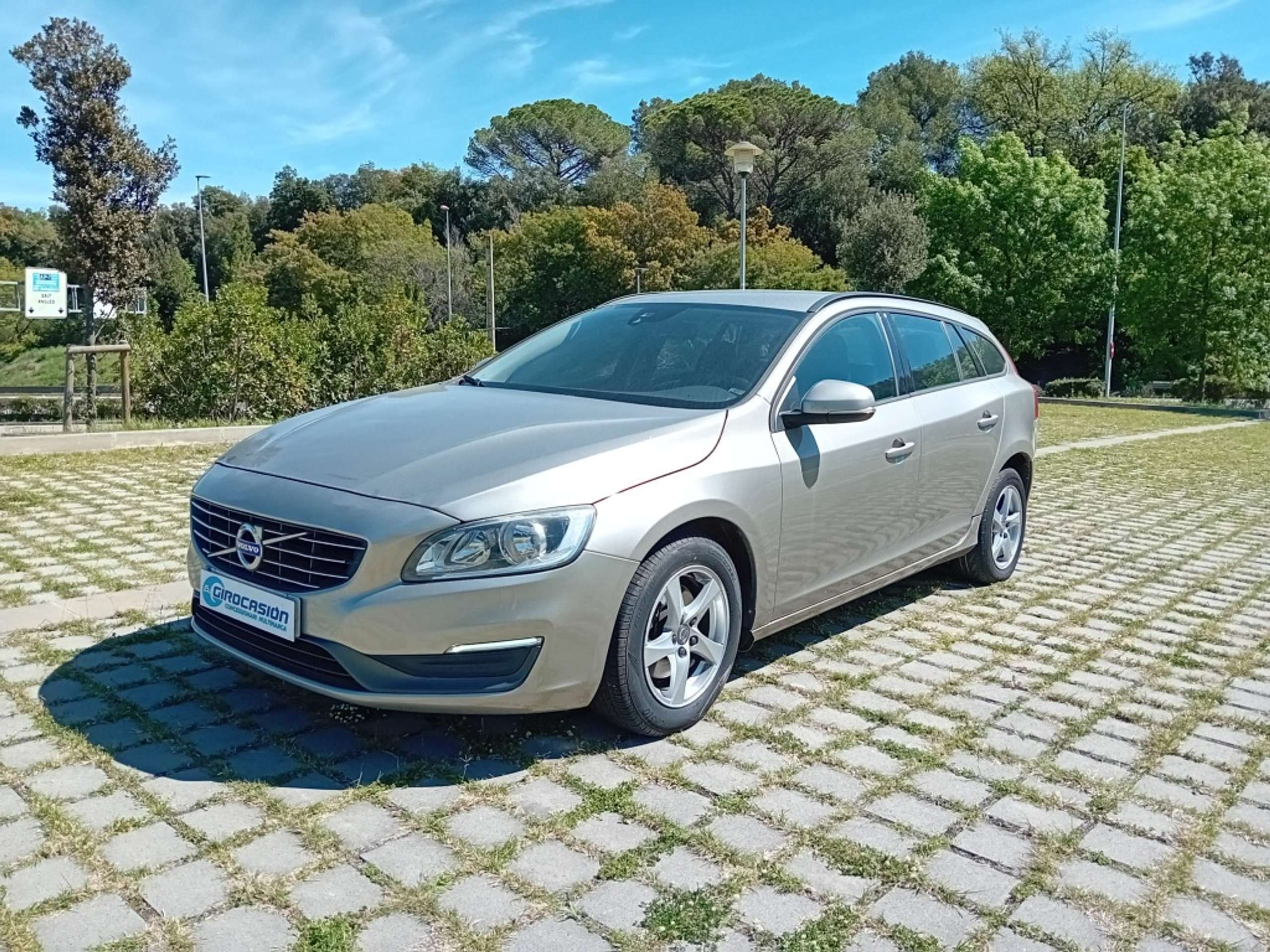 Volvo - V60