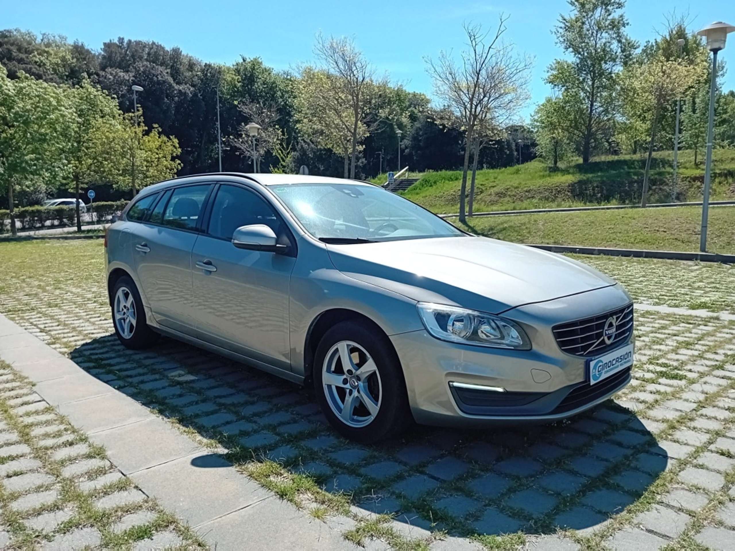 Volvo - V60