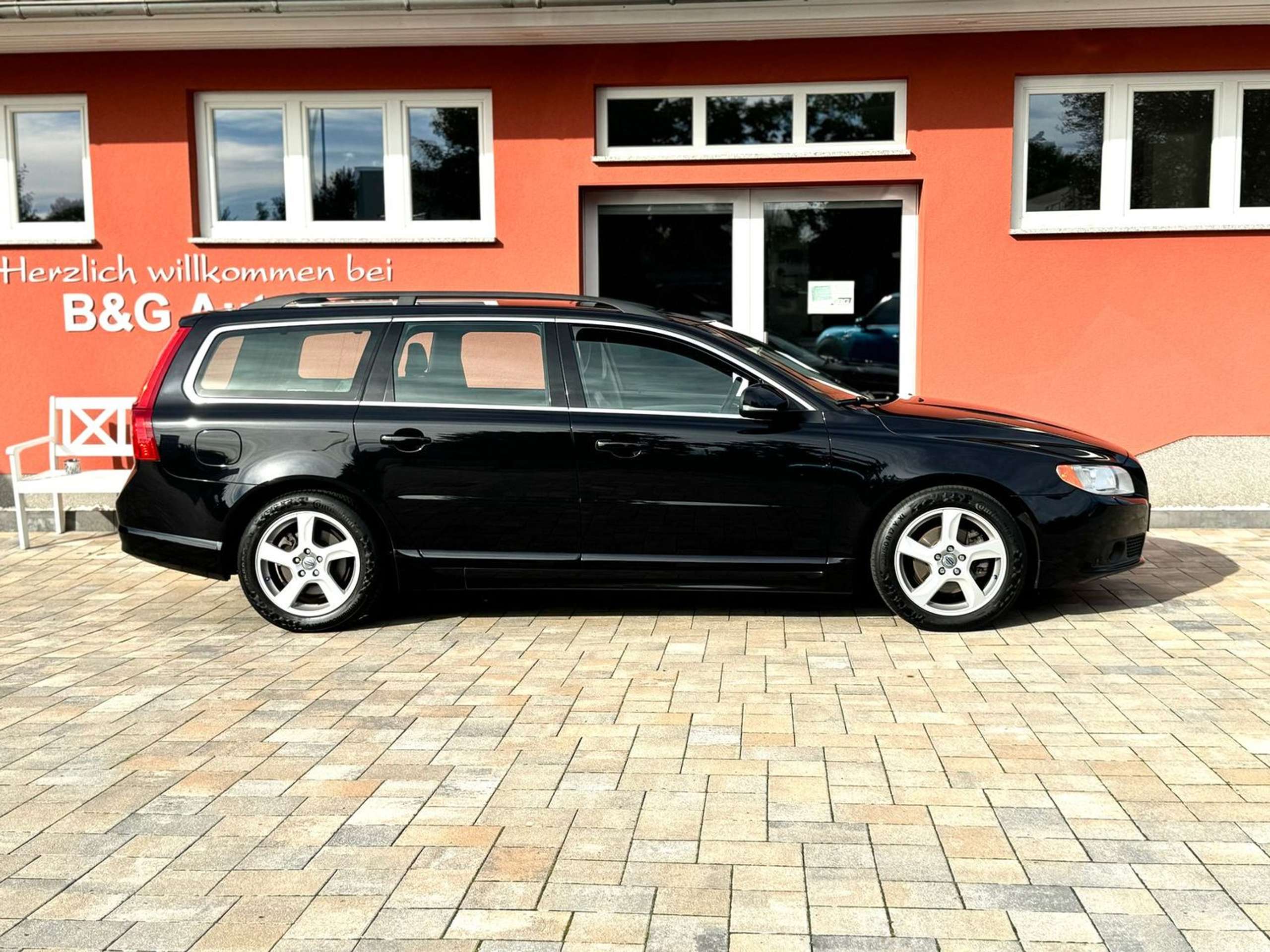 Volvo - V70