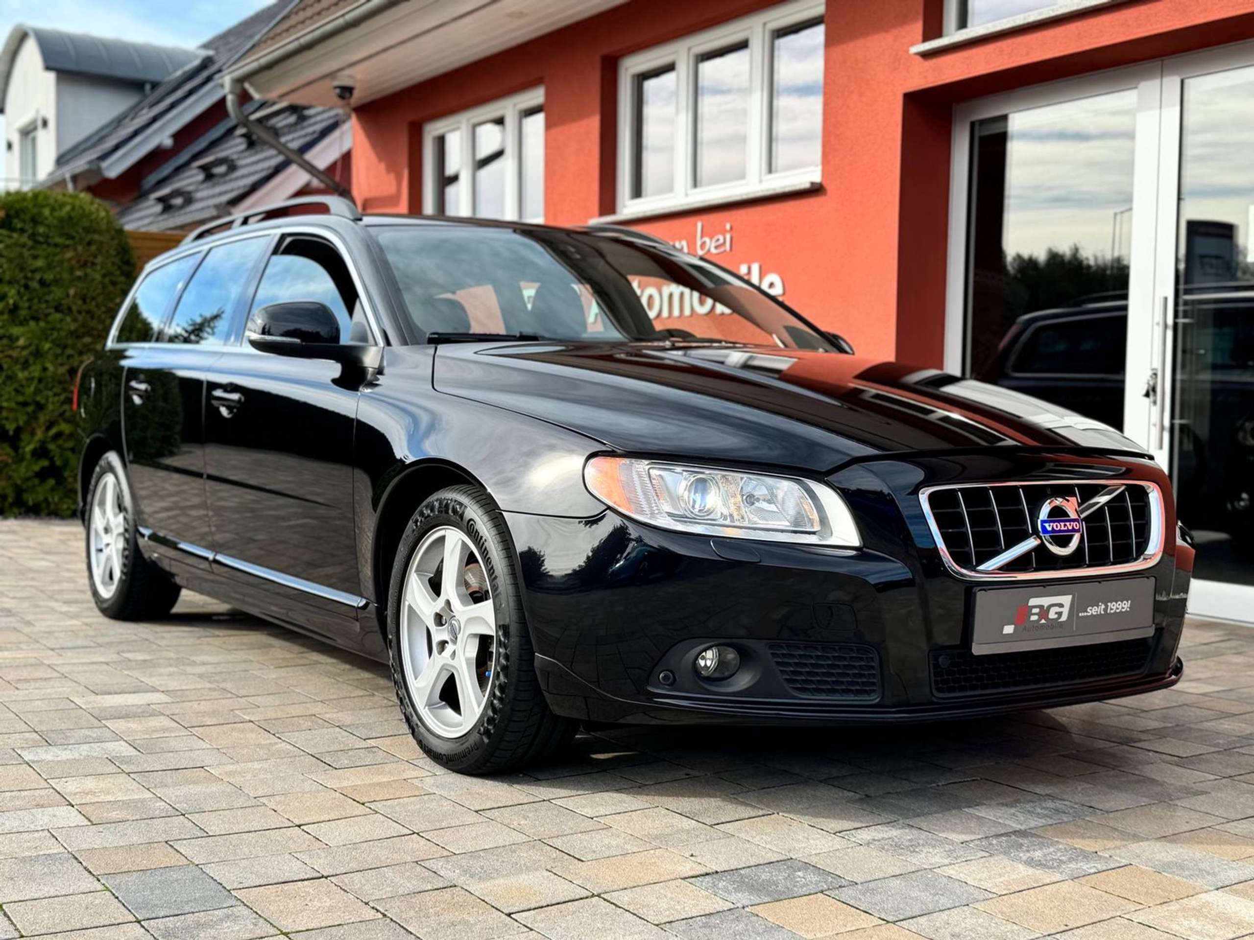 Volvo - V70