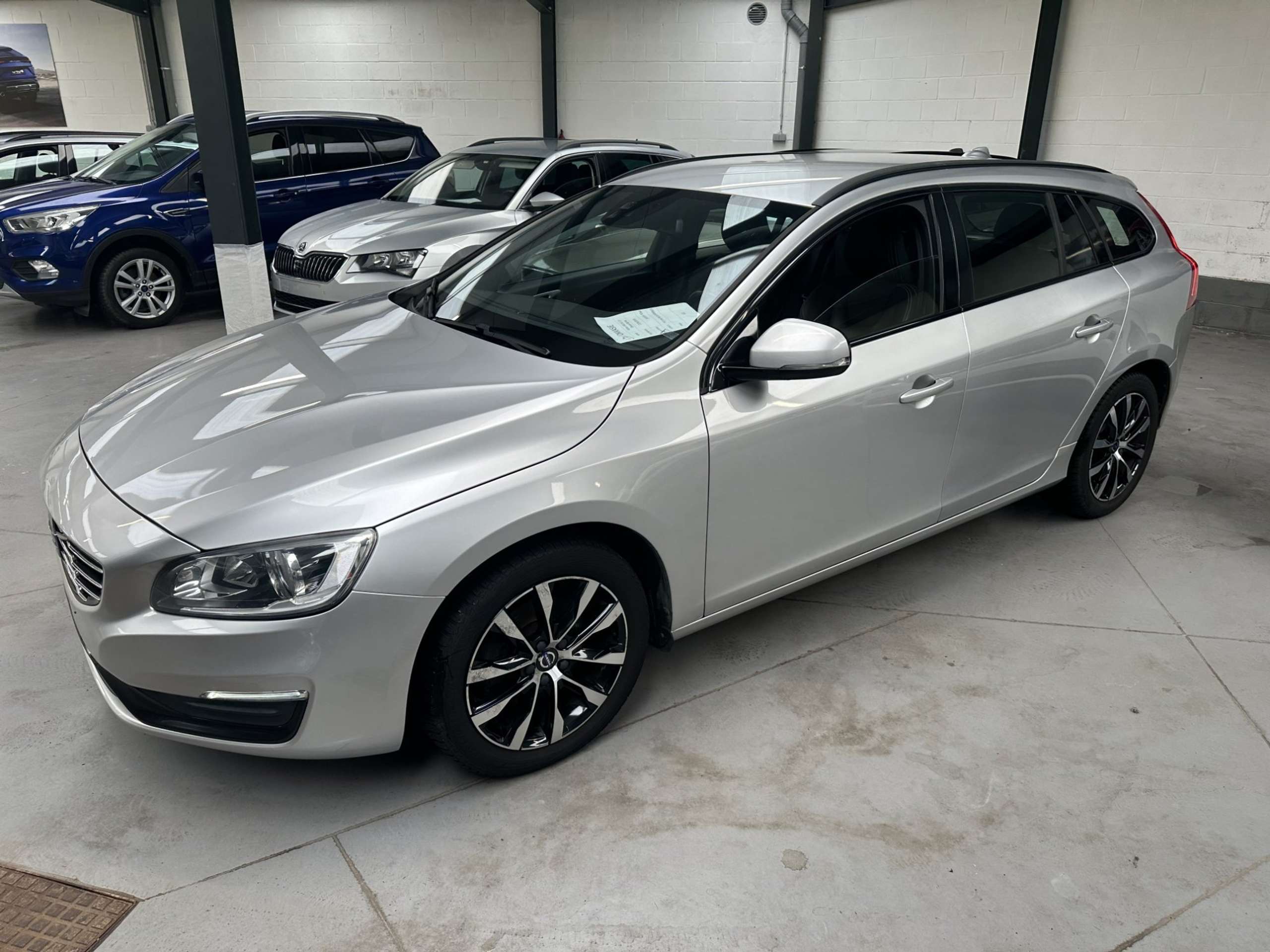 Volvo - V60