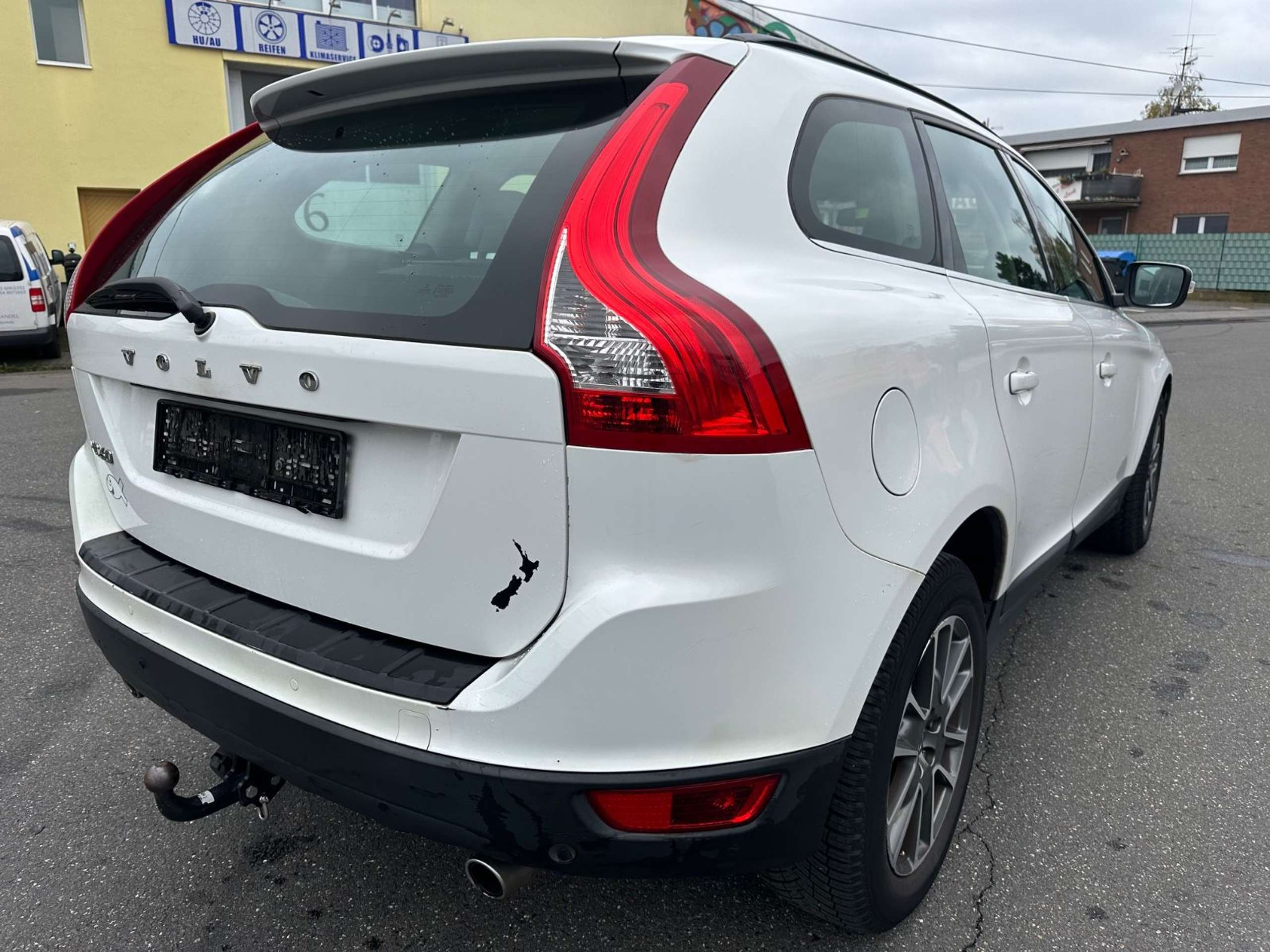 Volvo - XC60