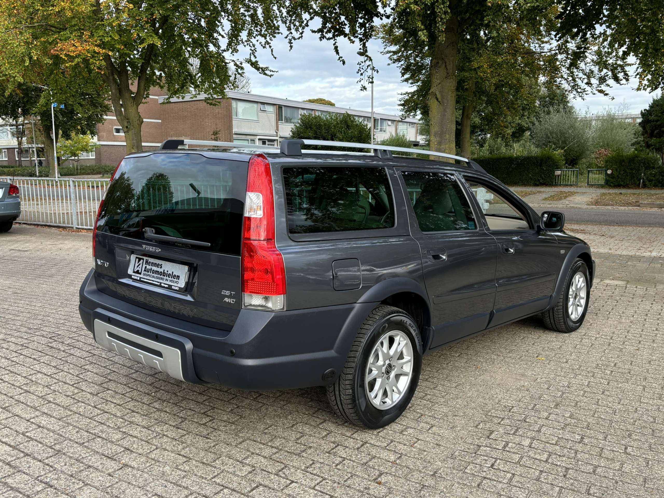 Volvo - XC70