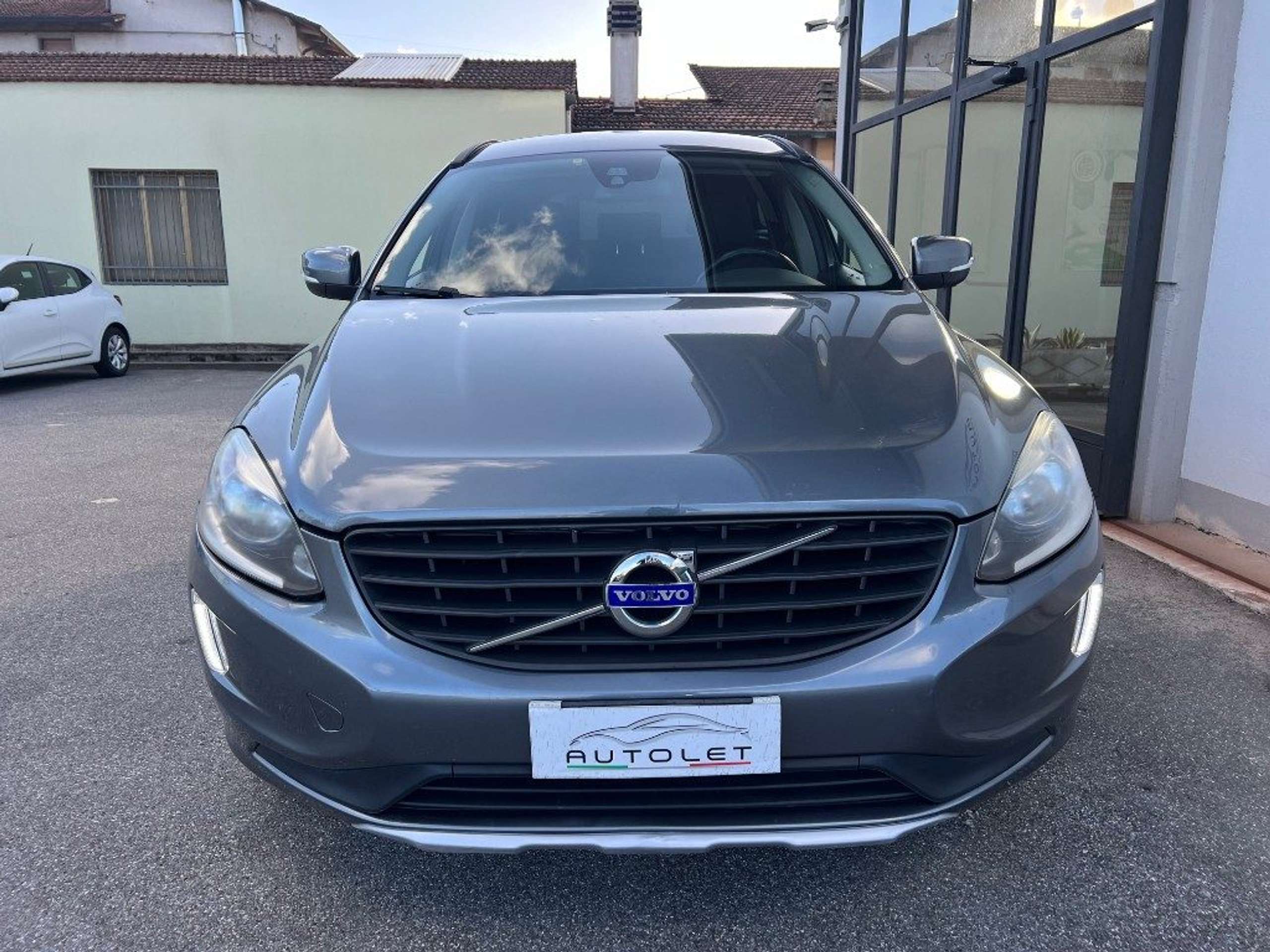 Volvo - XC60