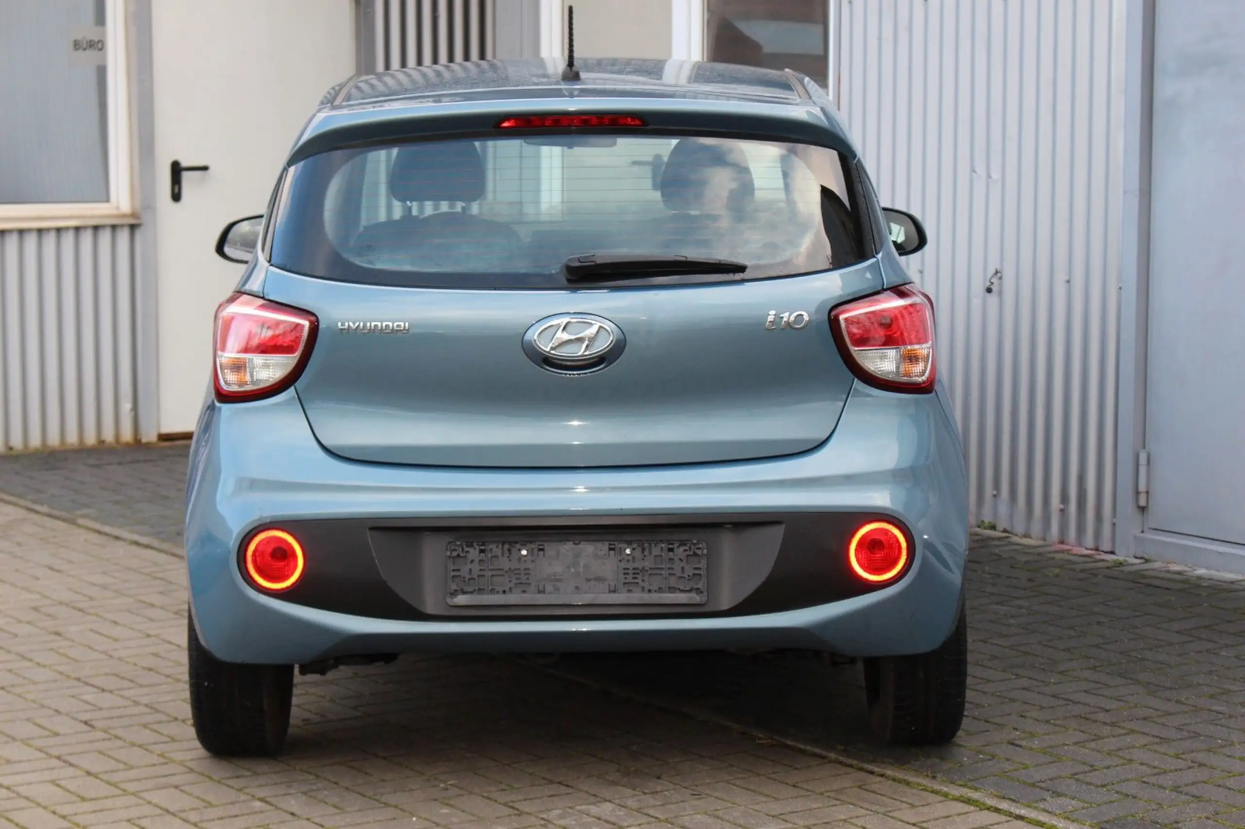 Hyundai - i10