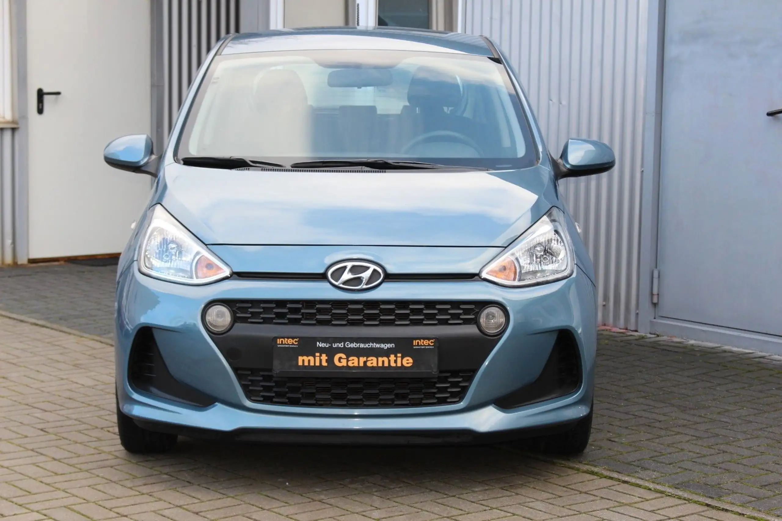 Hyundai - i10