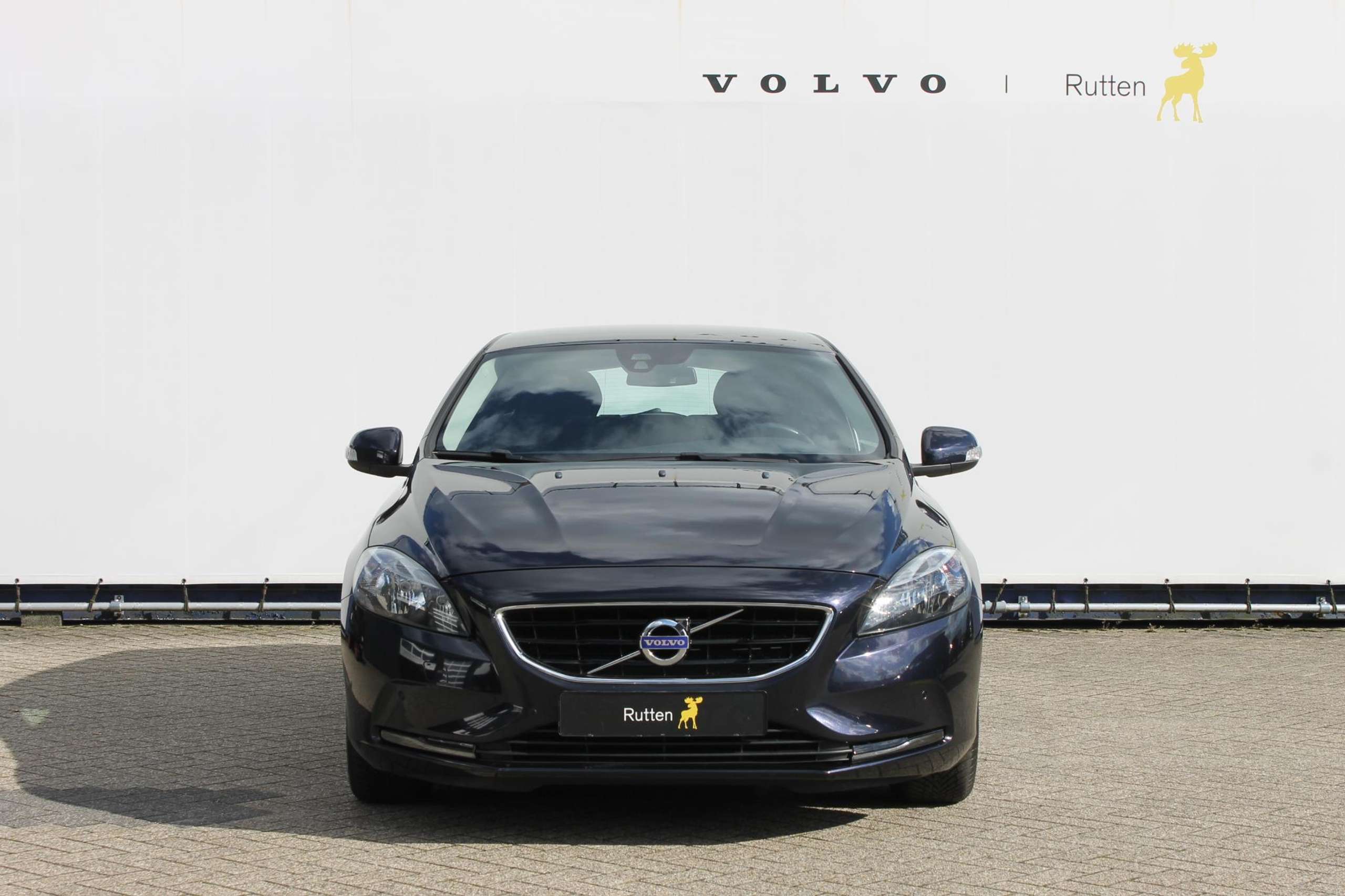 Volvo - V40