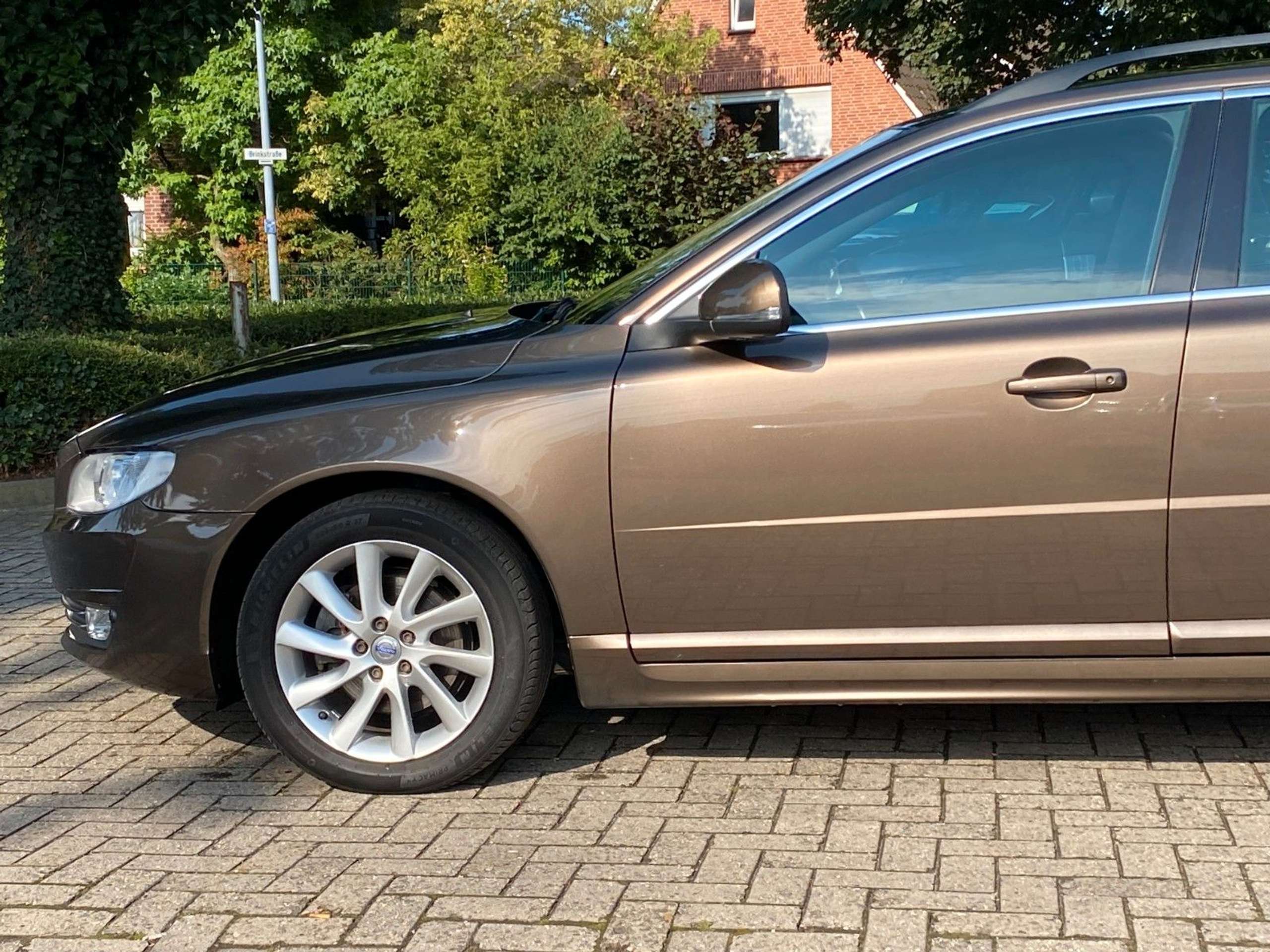 Volvo - V70