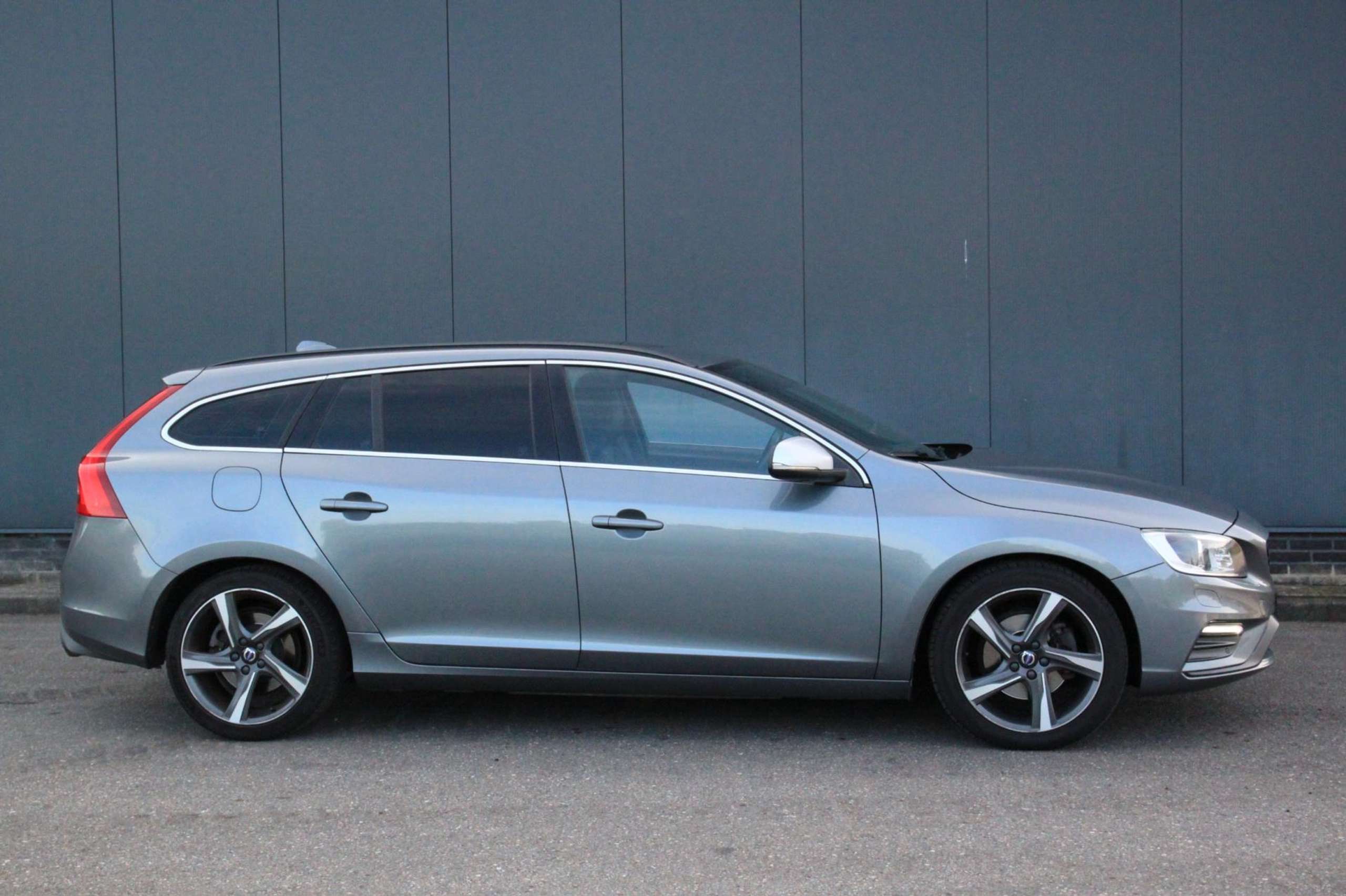 Volvo - V60