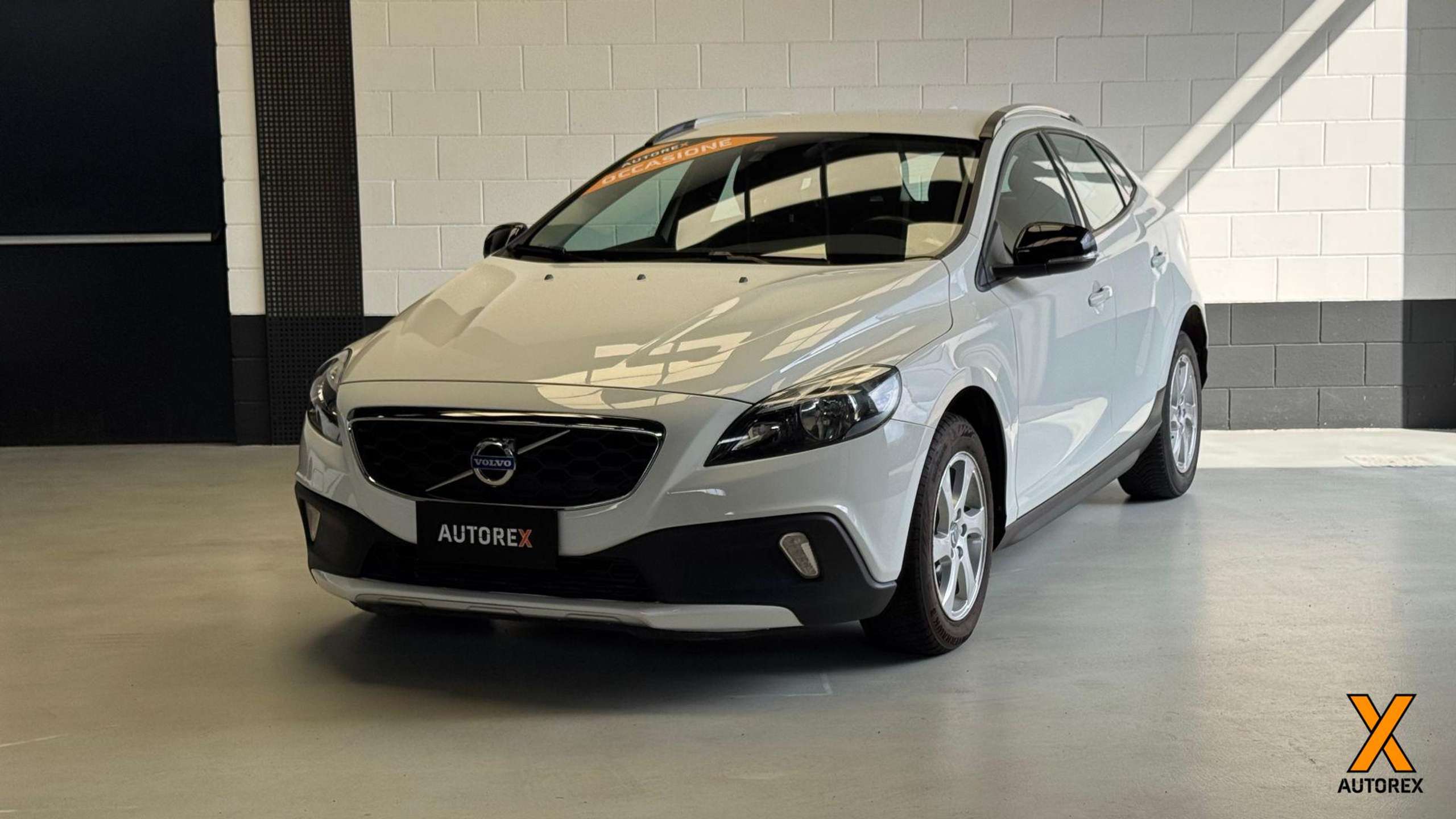 Volvo V40 Cross Country 2016