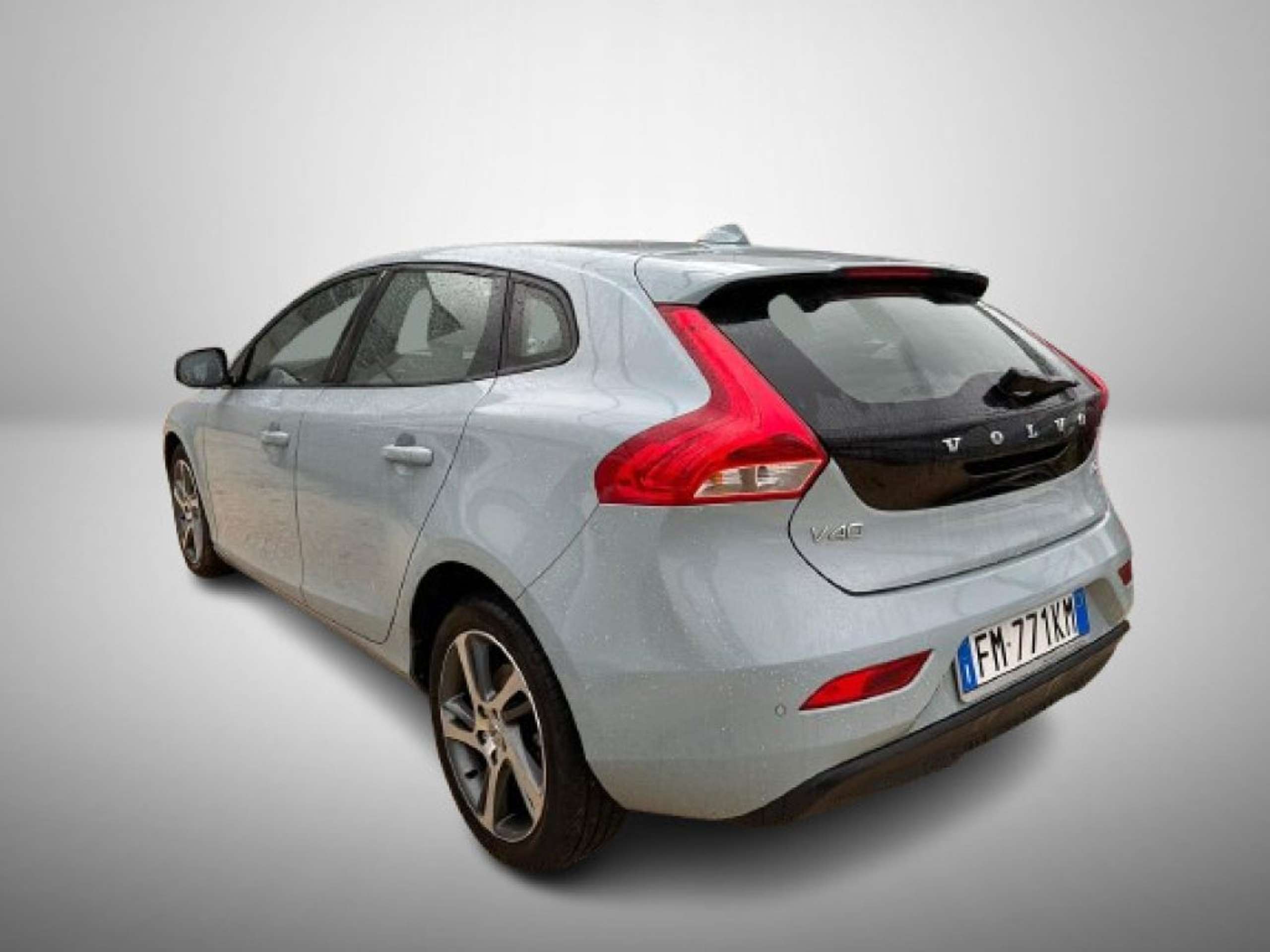 Volvo - V40