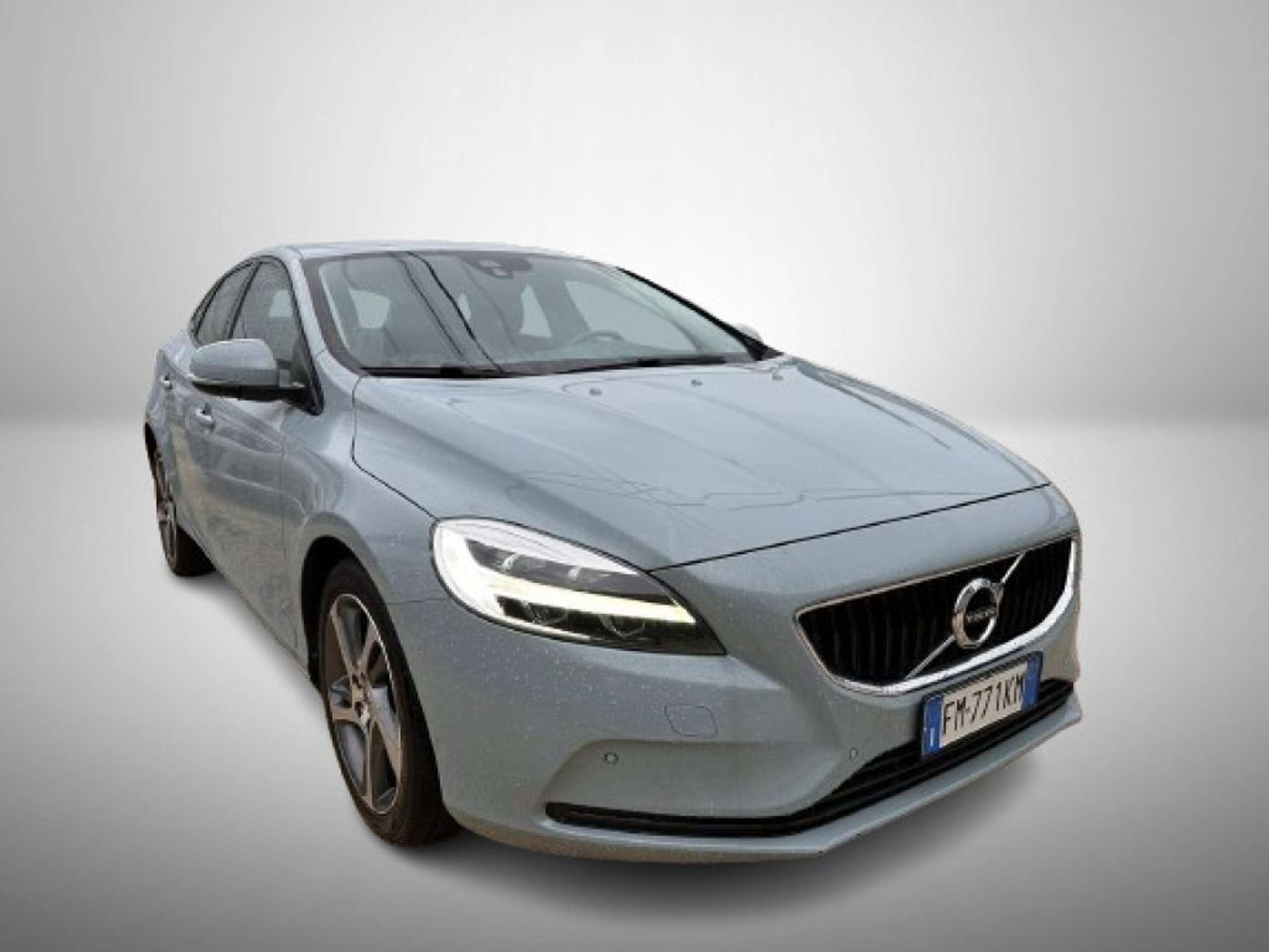 Volvo - V40