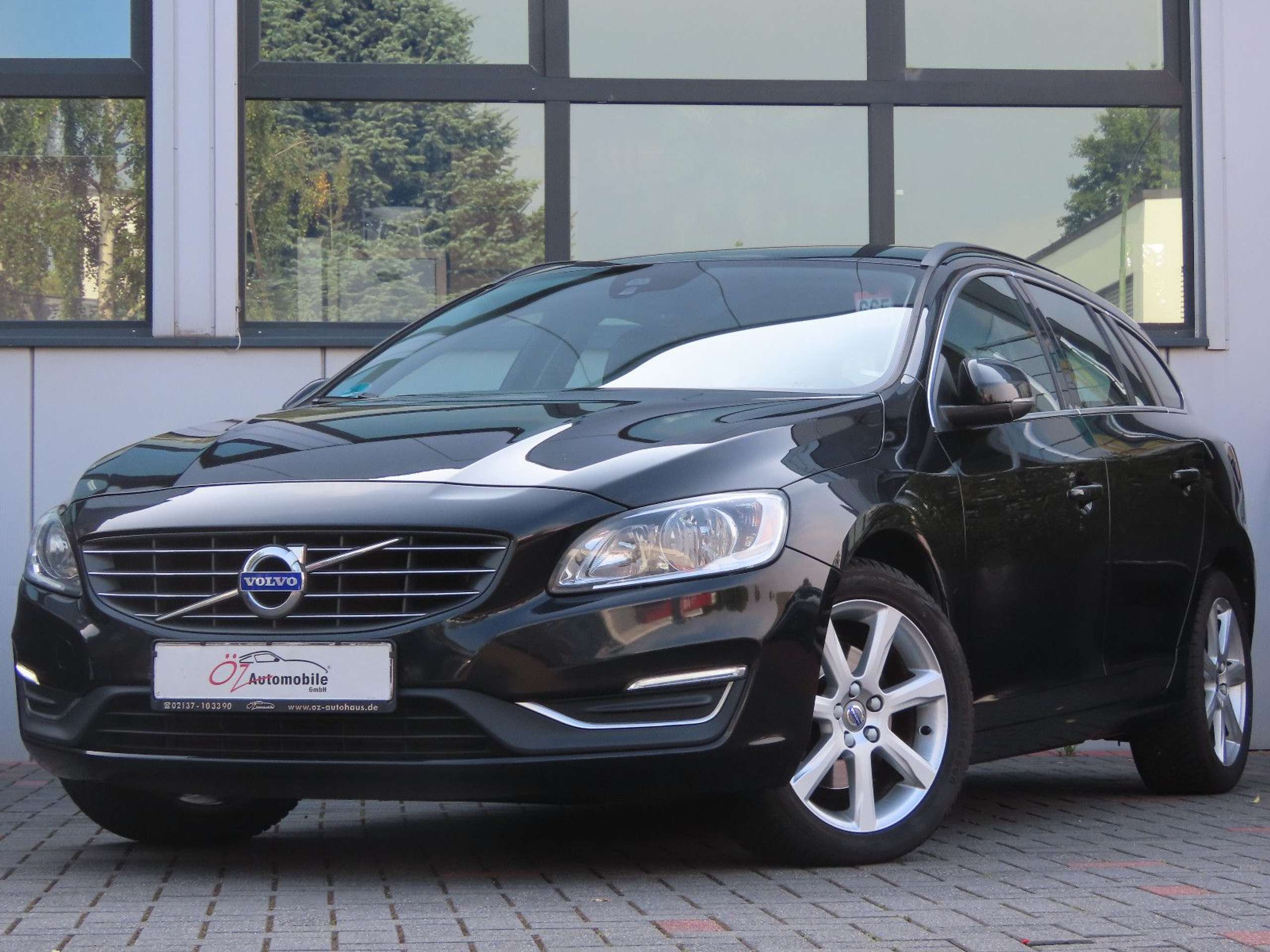 Volvo - V60