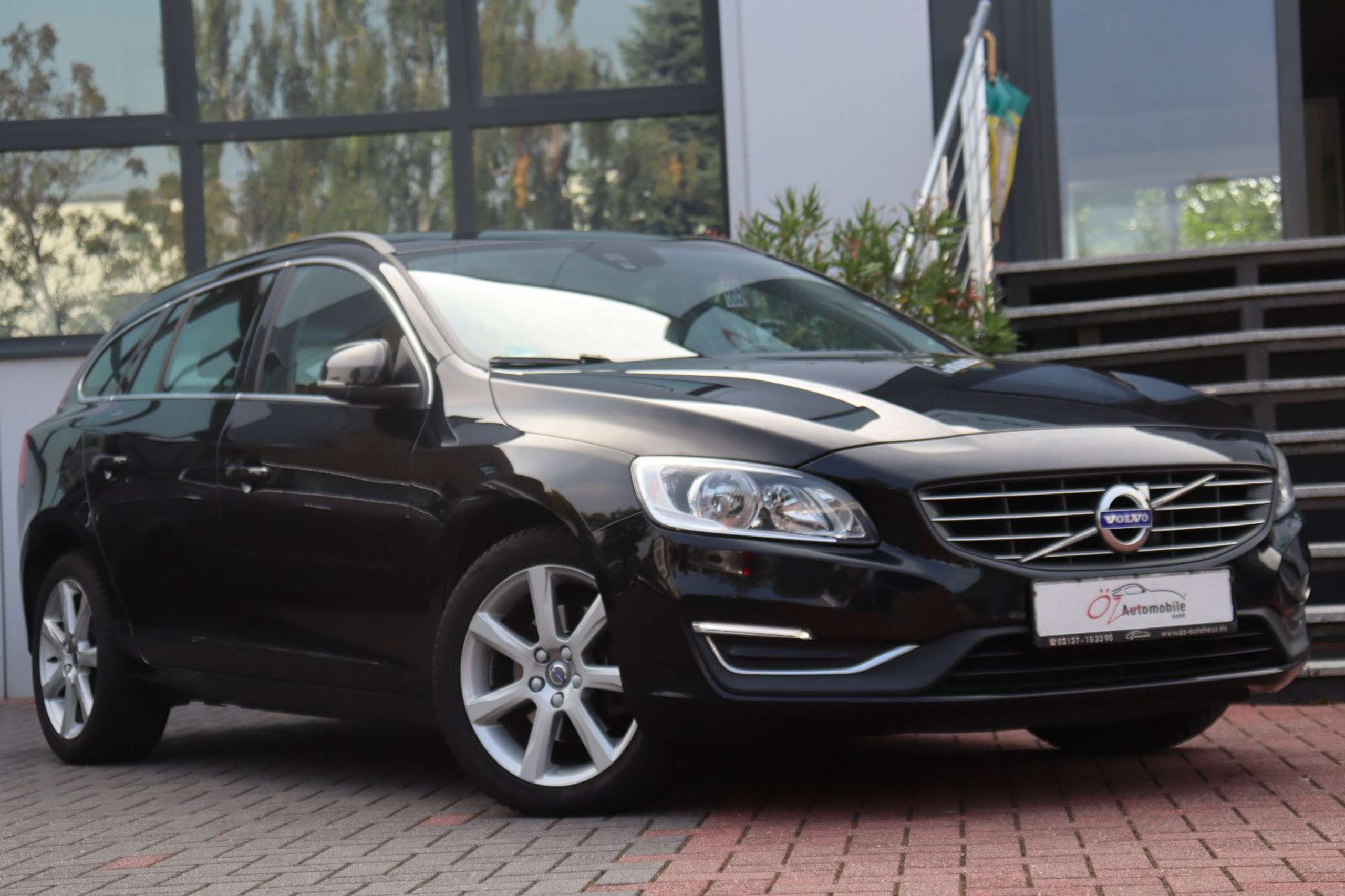 Volvo - V60