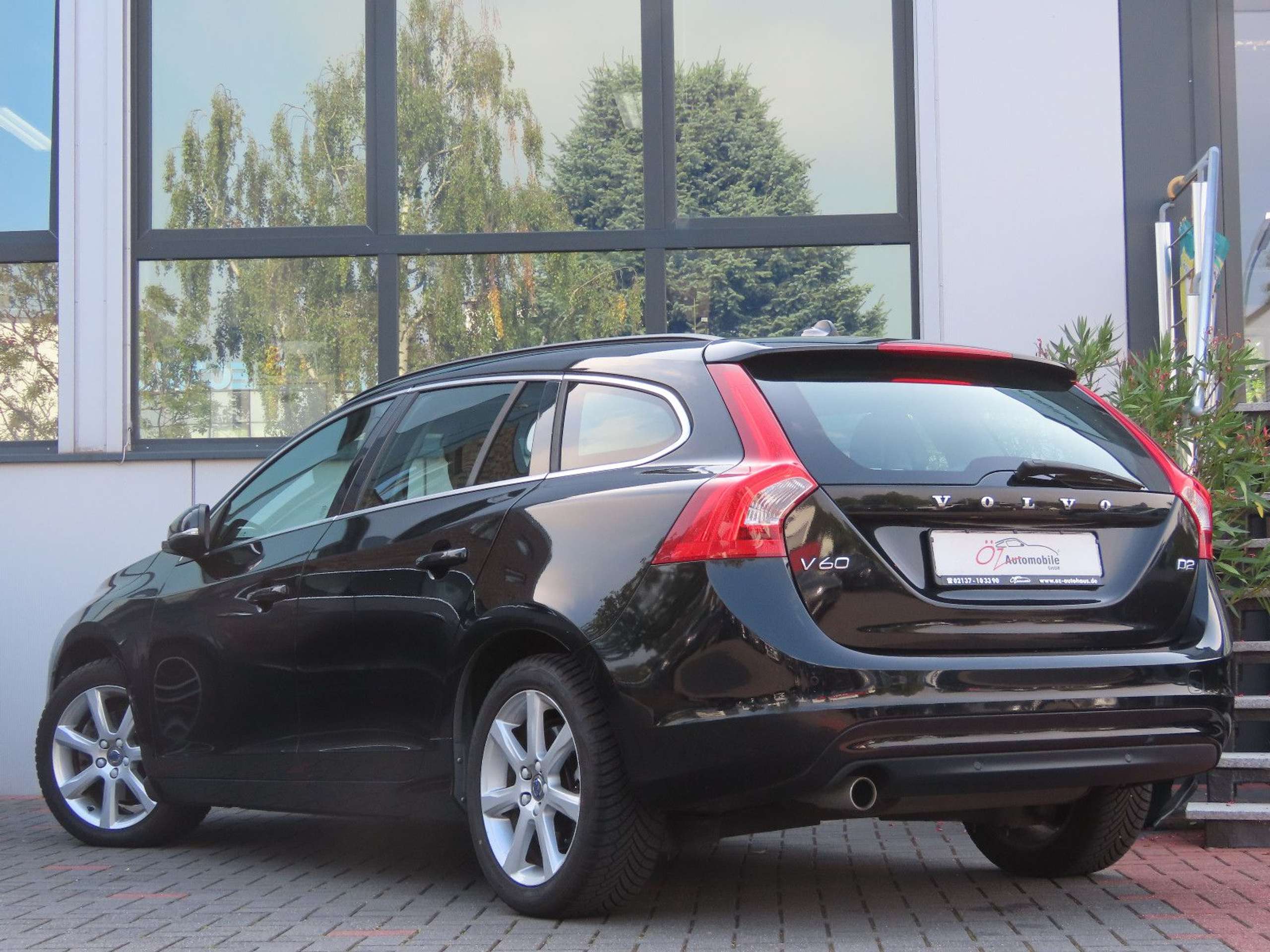 Volvo - V60