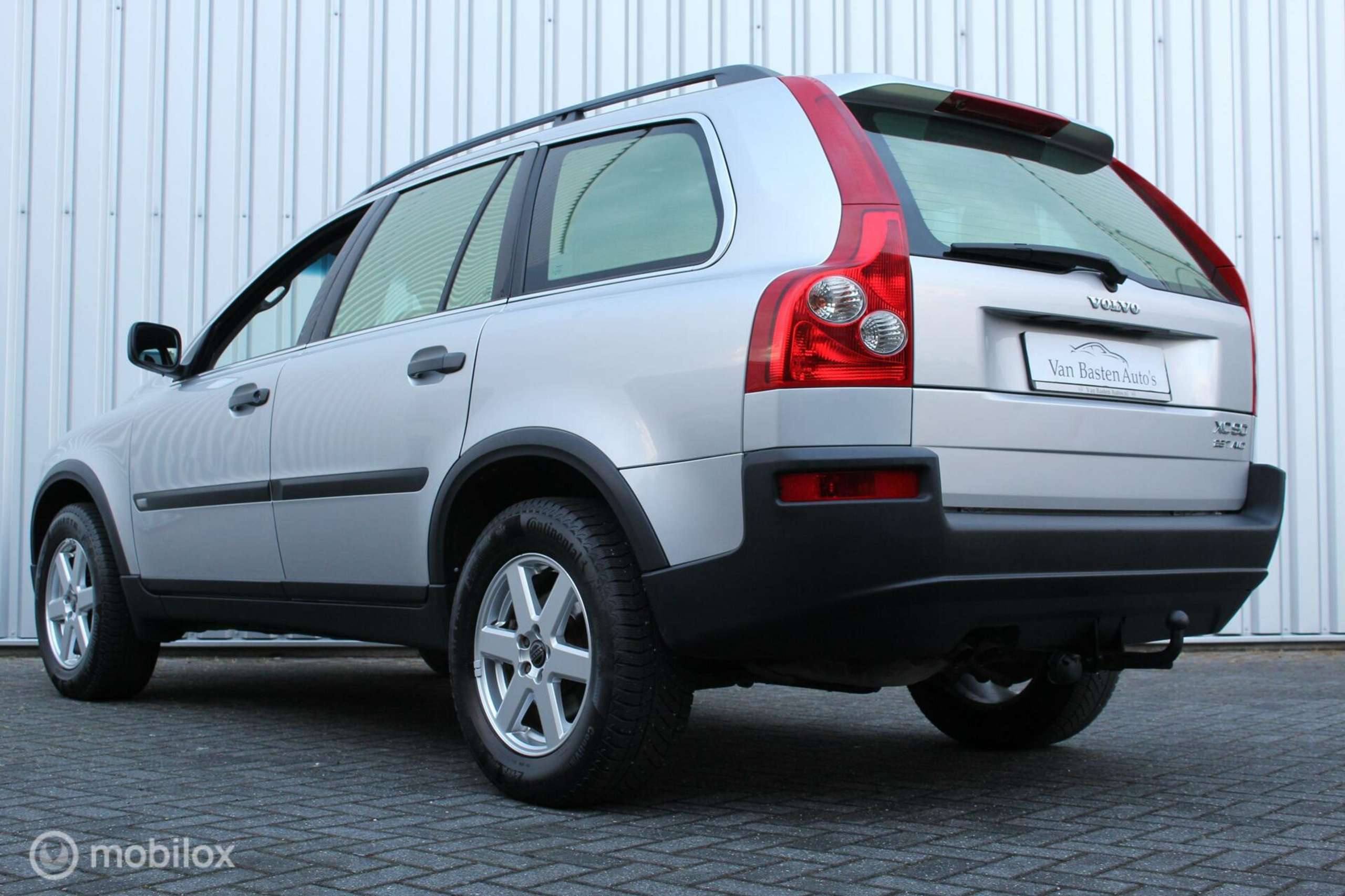 Volvo - XC90