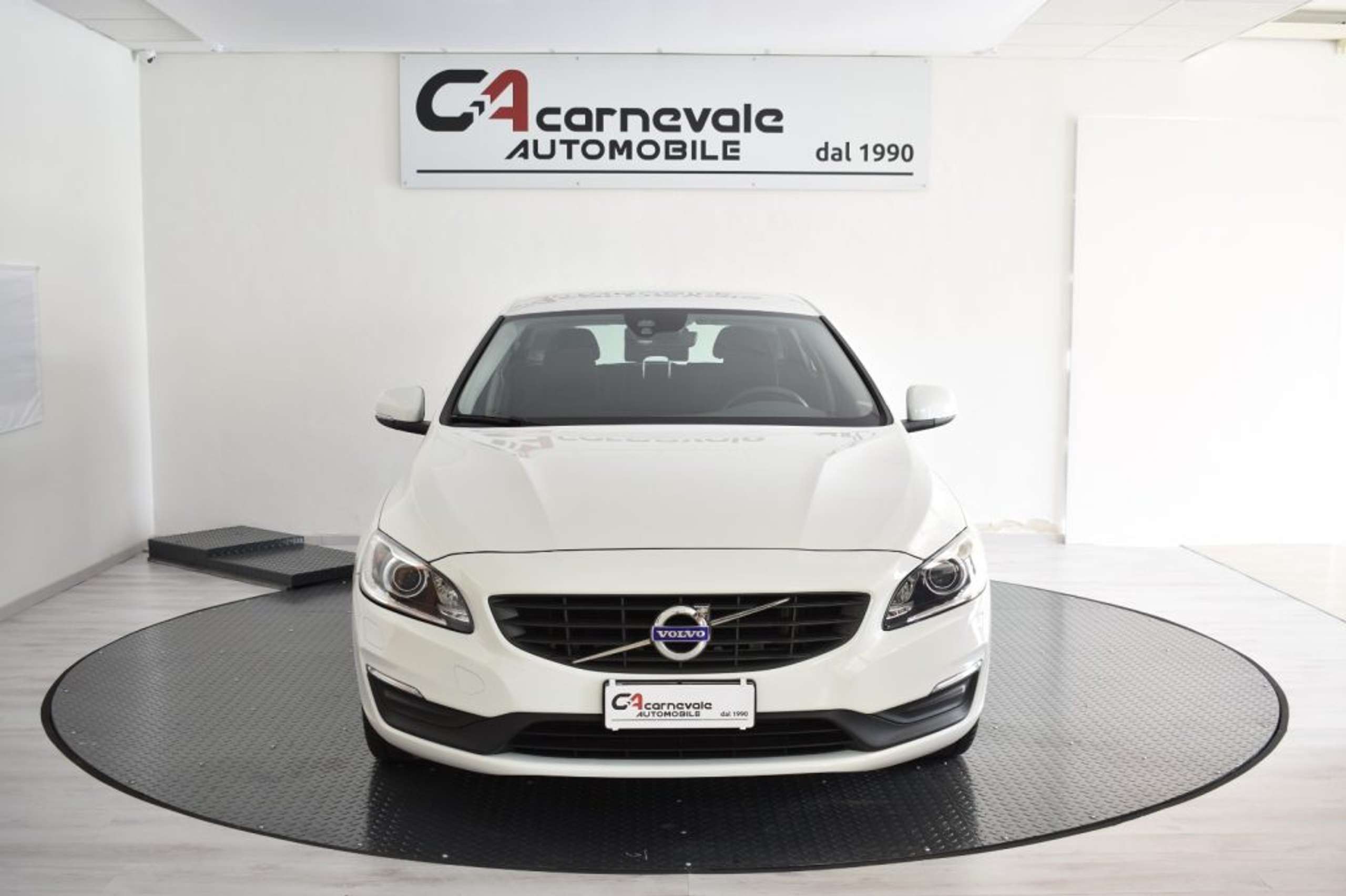 Volvo - V60