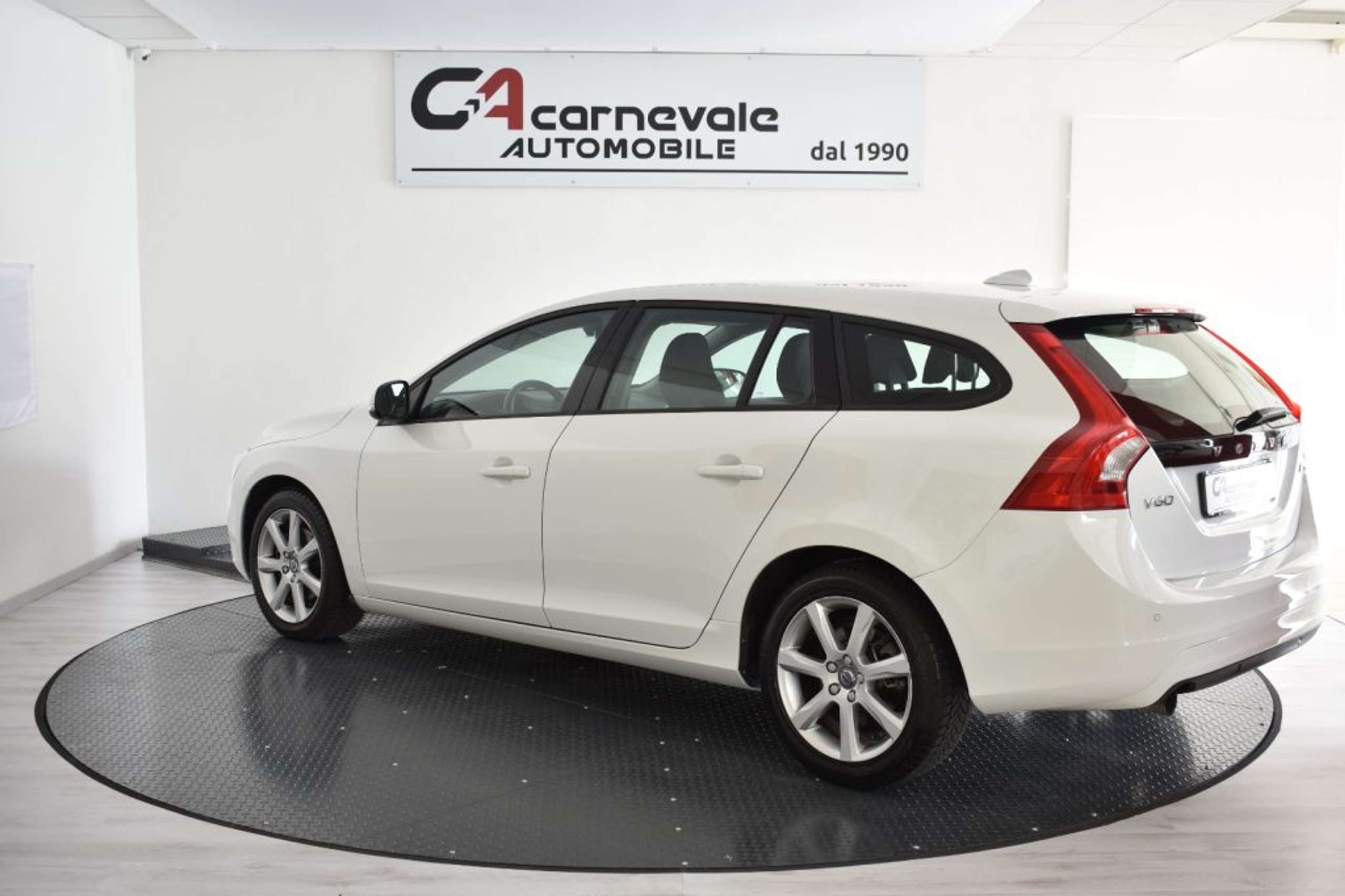 Volvo - V60