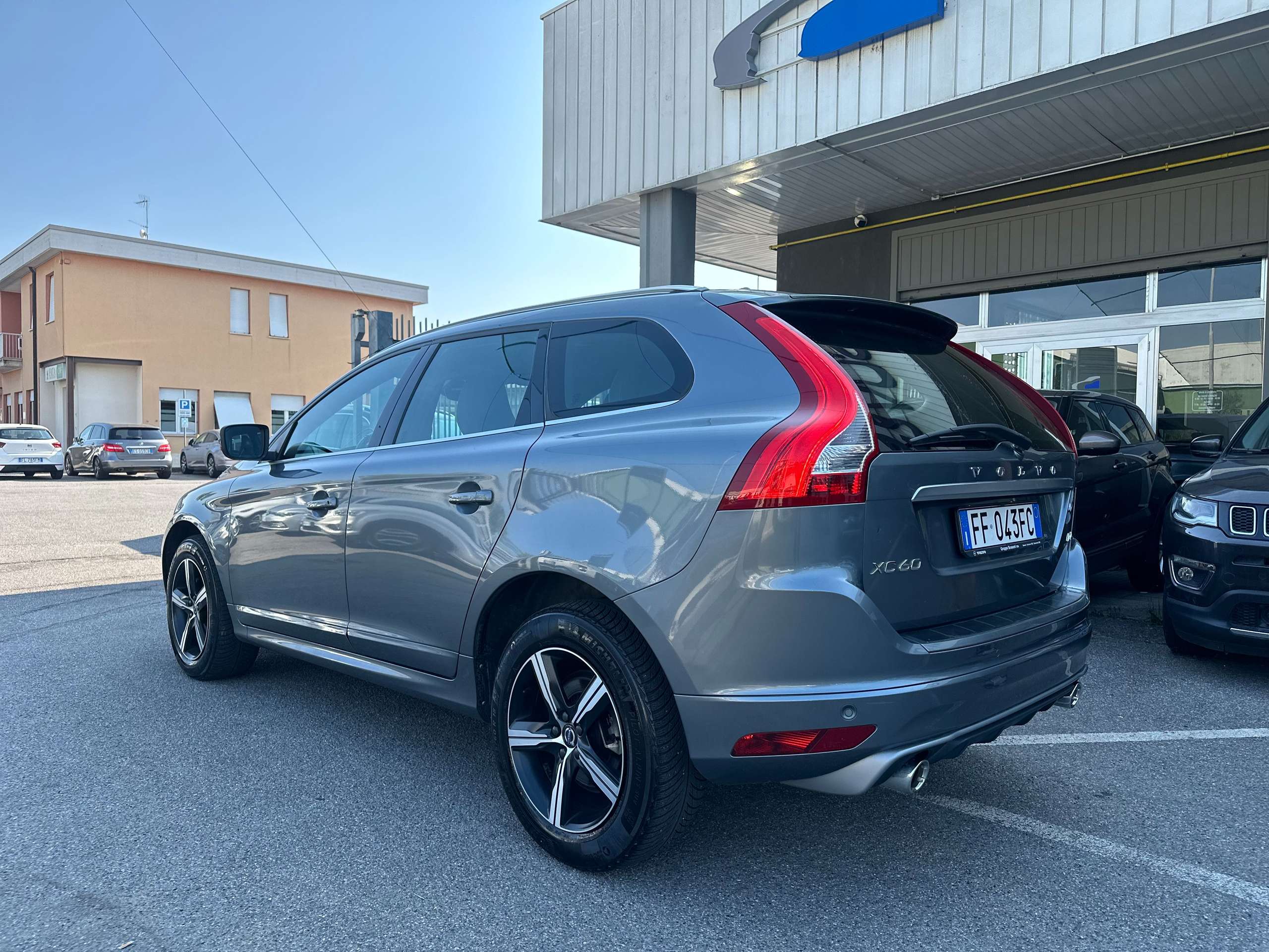 Volvo - XC60