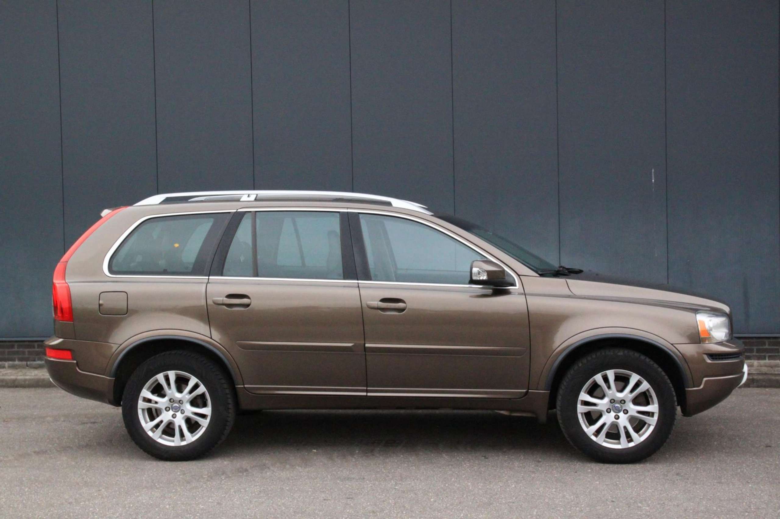 Volvo - XC90