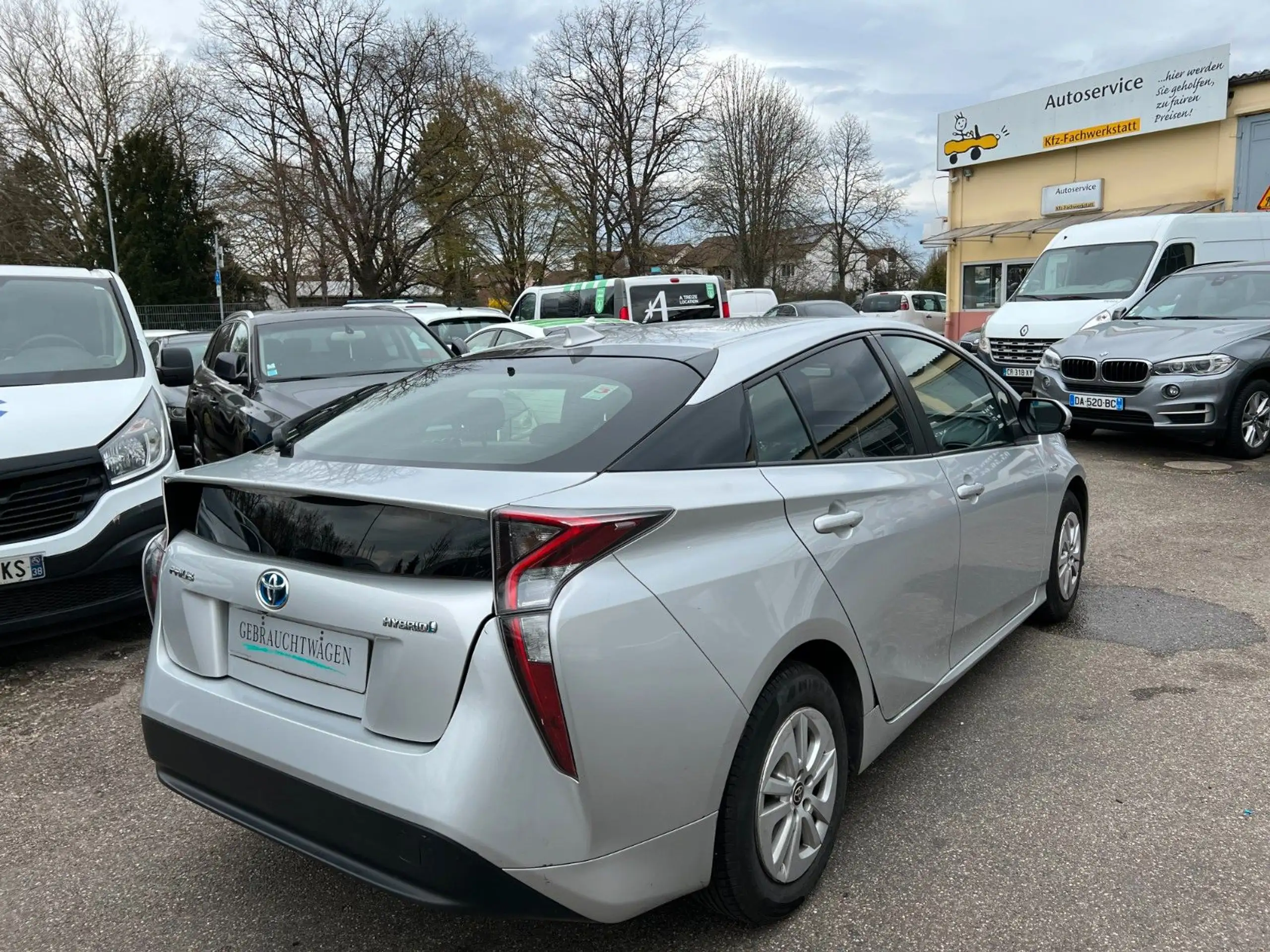 Toyota - Prius