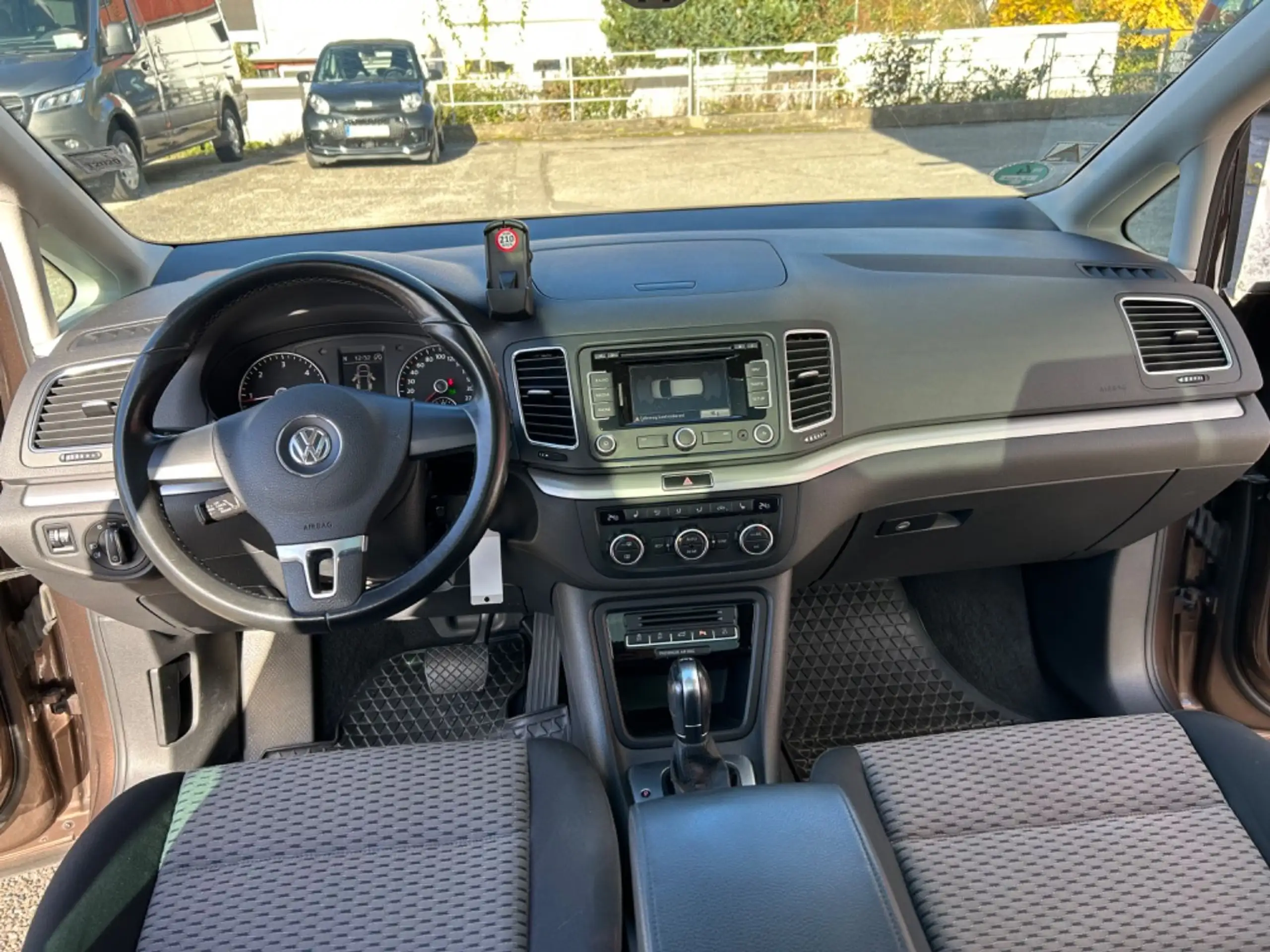 Volkswagen - Sharan