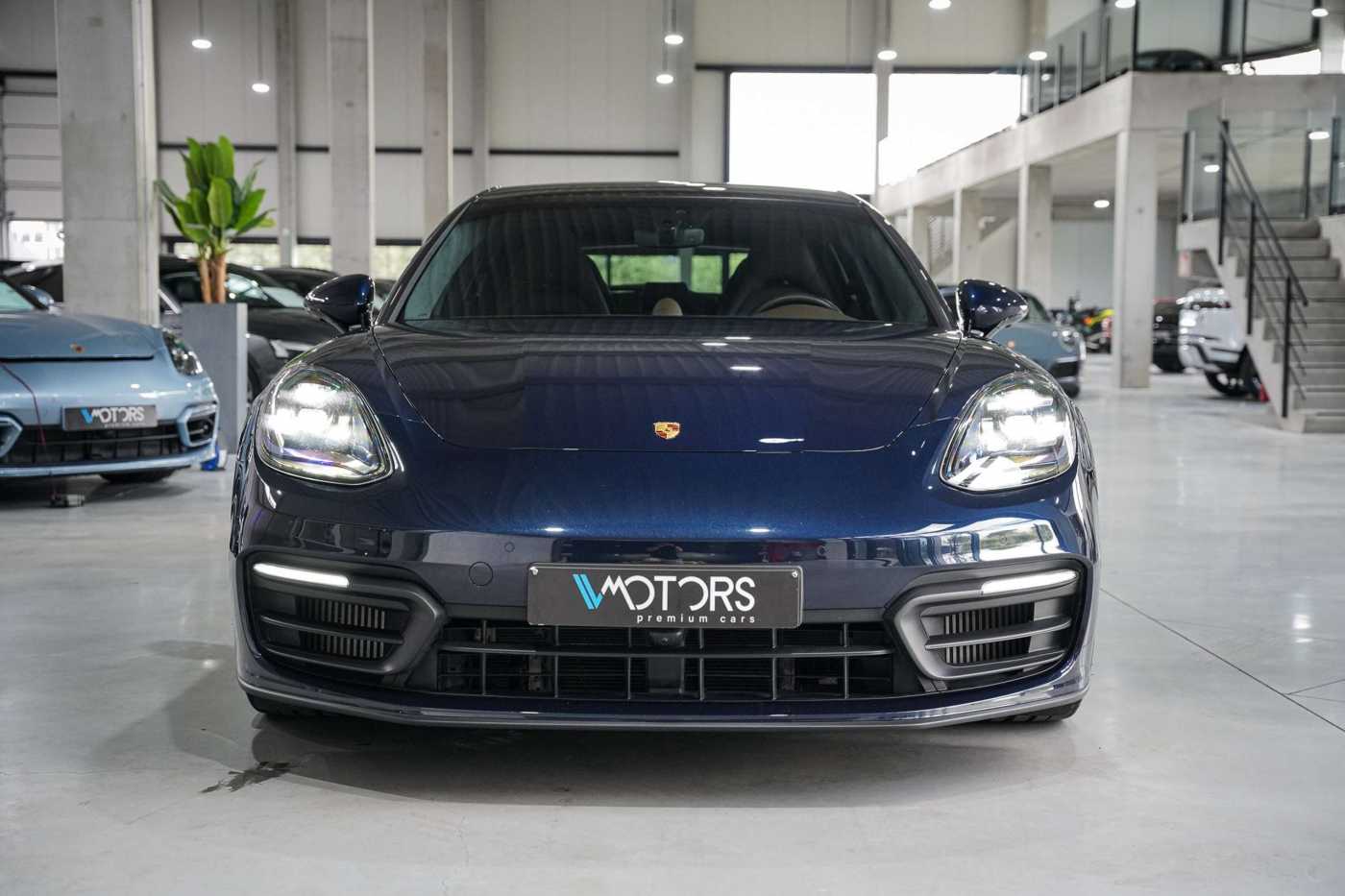 Porsche - Panamera