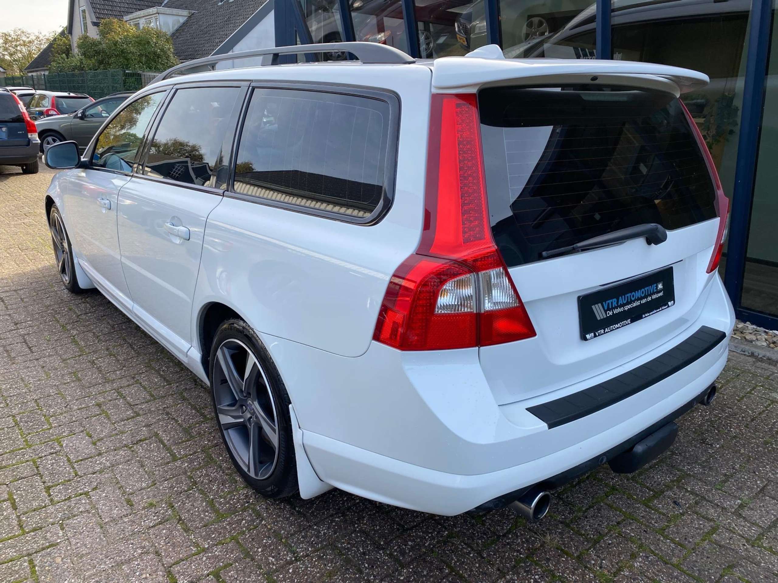 Volvo - V70