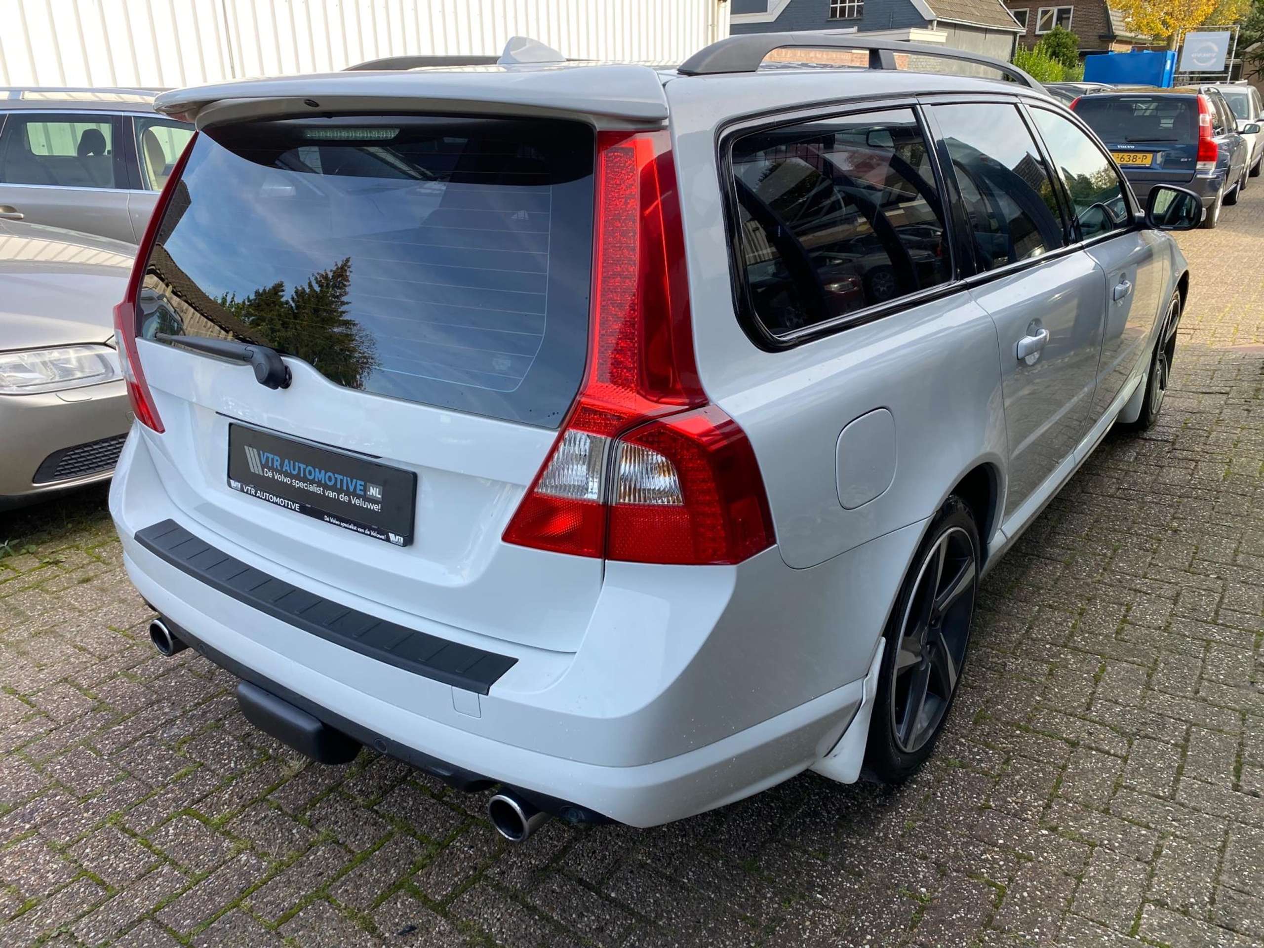 Volvo - V70