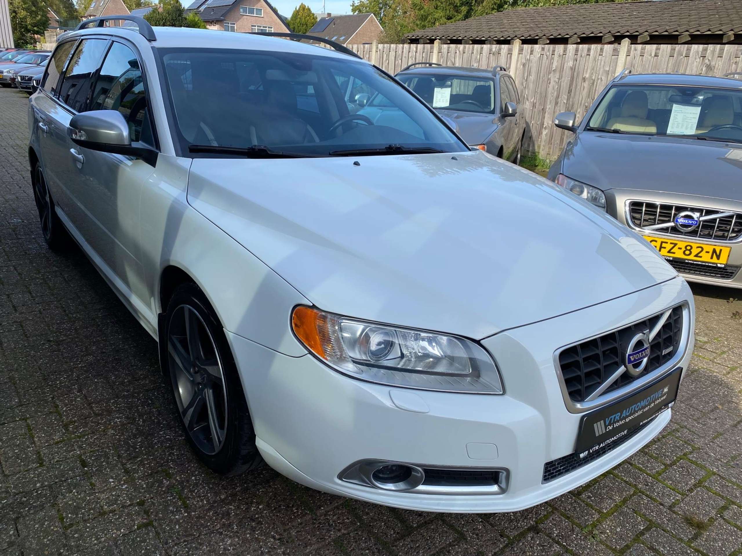 Volvo - V70