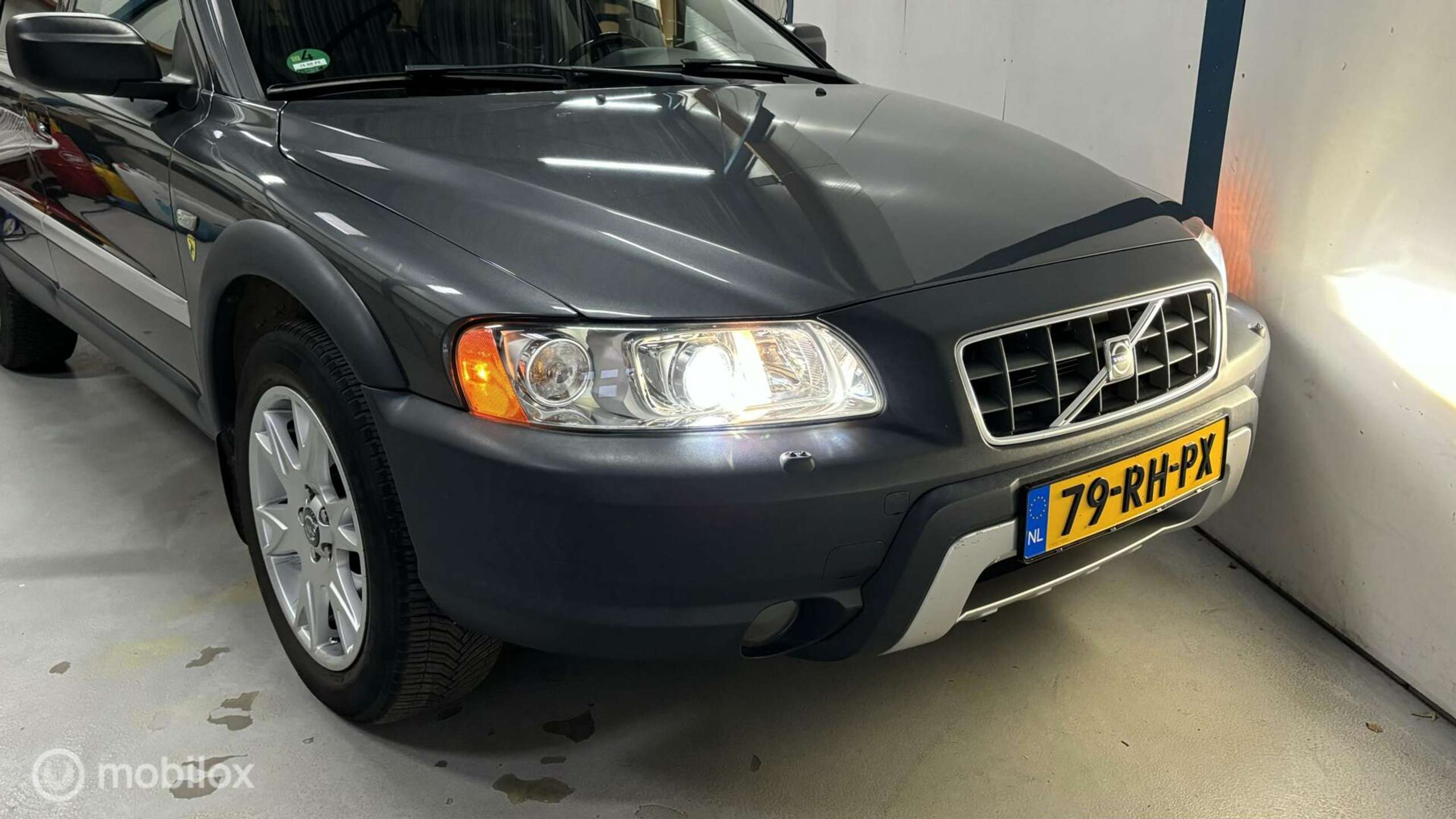 Volvo - XC70