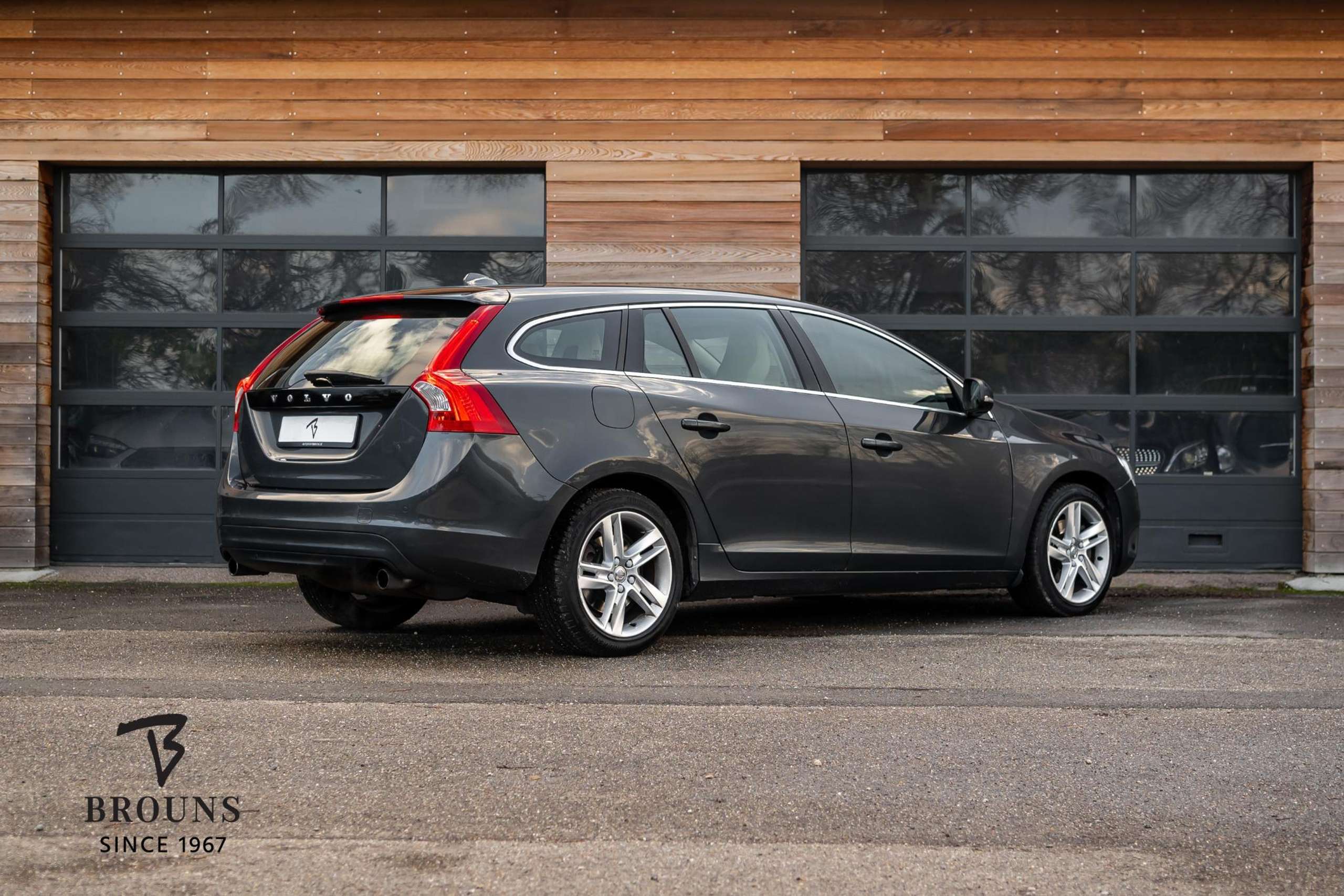 Volvo - V60