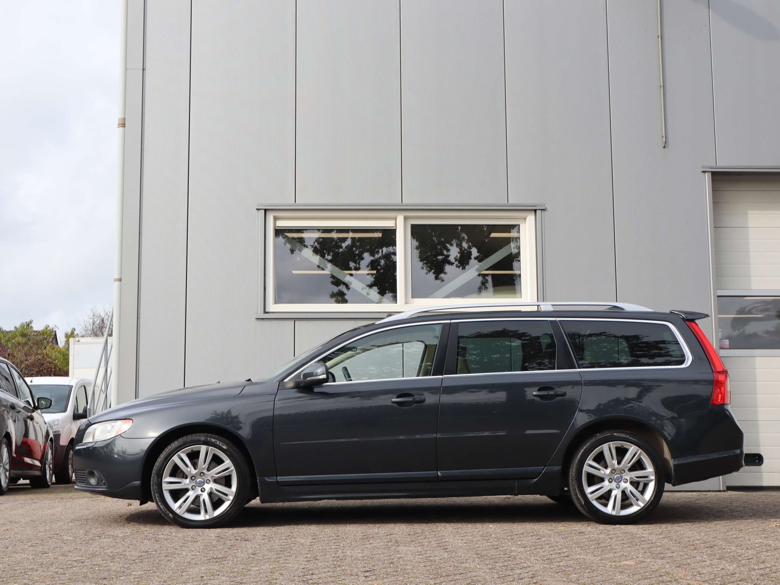 Volvo - V70