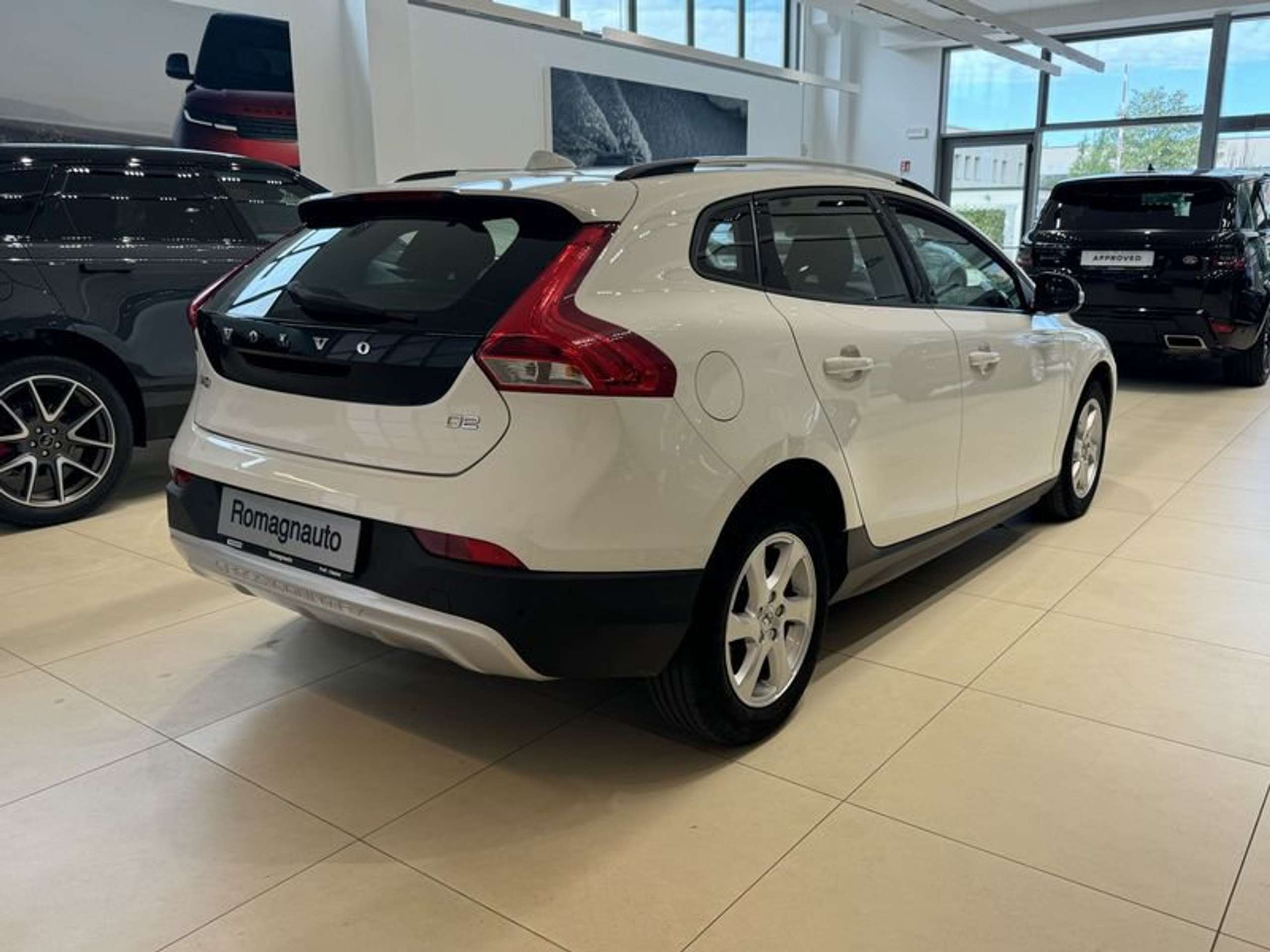 Volvo - V40 Cross Country