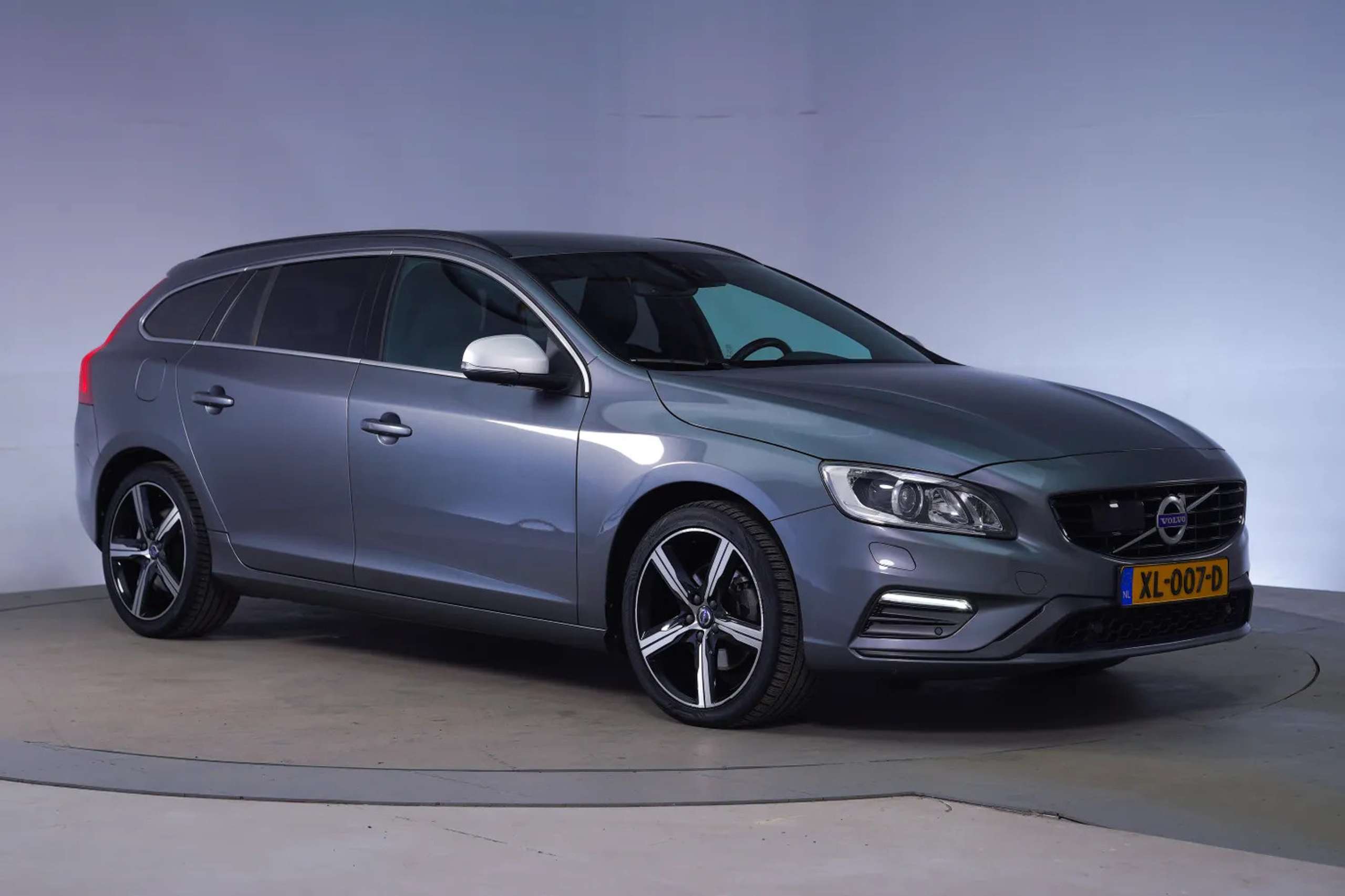 Volvo - V60